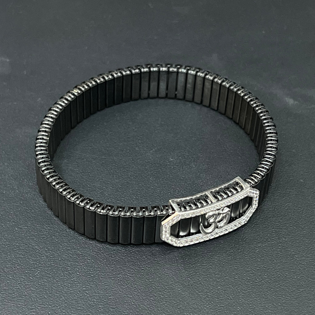 Silver Mens Flexible Bracelet OM HEXO 925