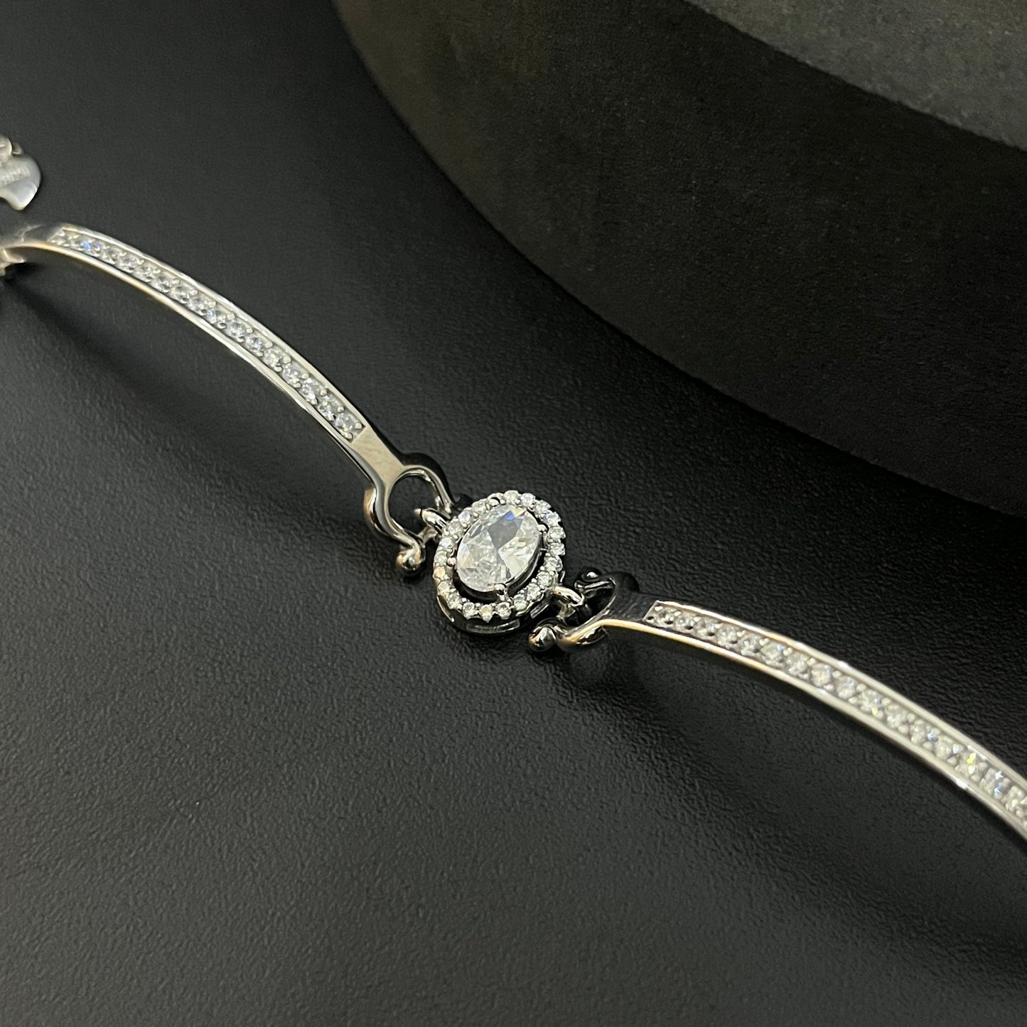 Silver Ladies Bracelet Dual Kada With American Diamond Round