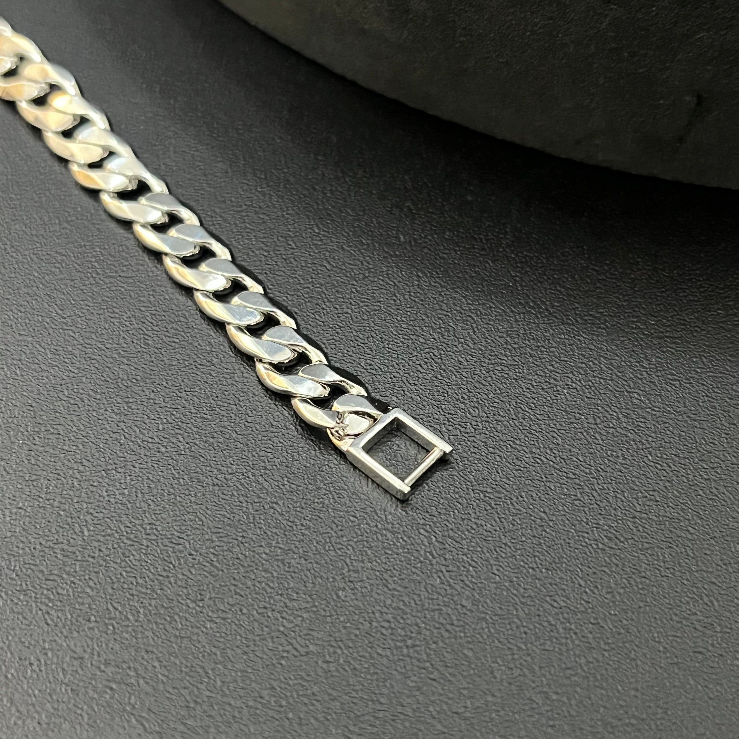 Silver Mens Bracelet Spiral Cut With AD Premium