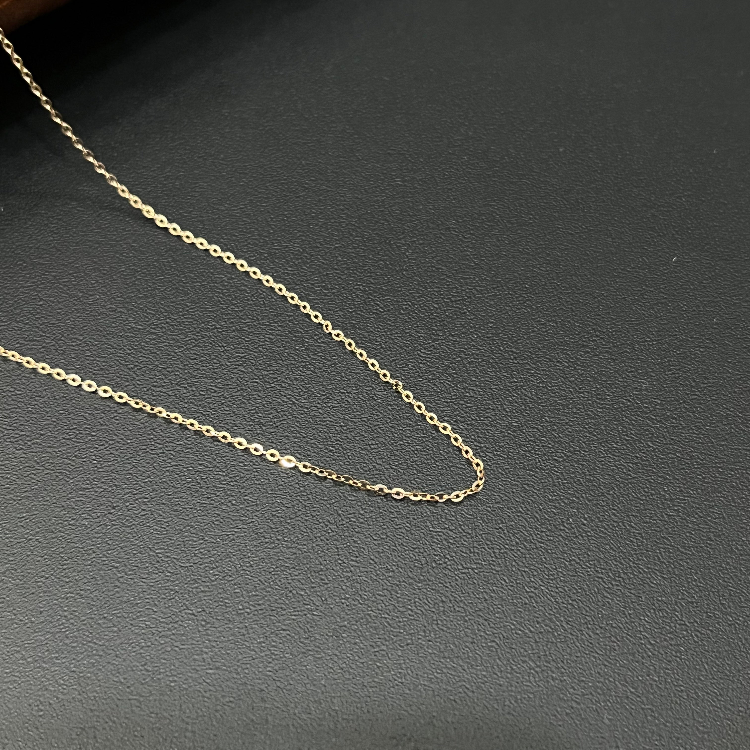Silver Ladies Chain Slim Invisible Design