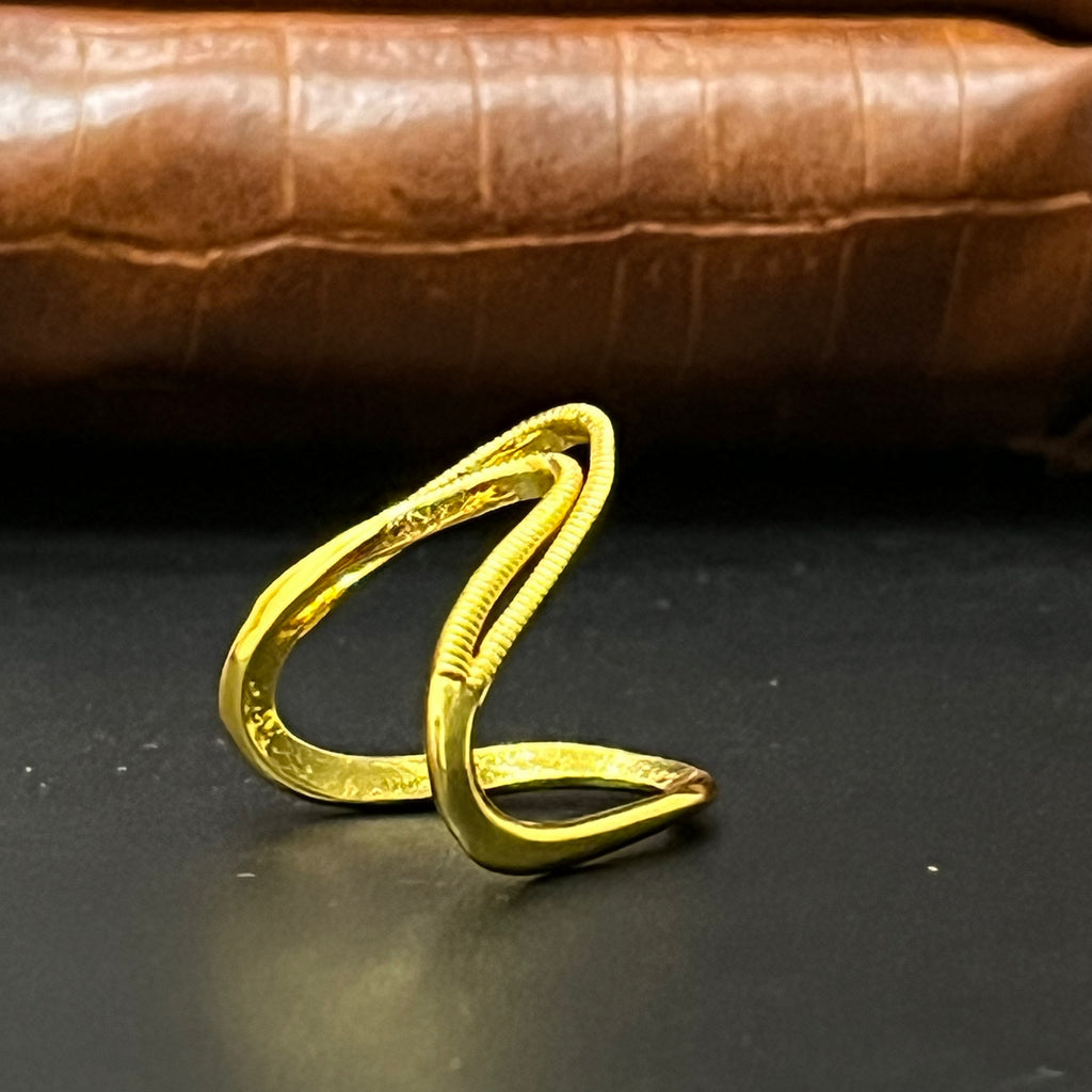 Silver Vanki Ring Gold Finished V02