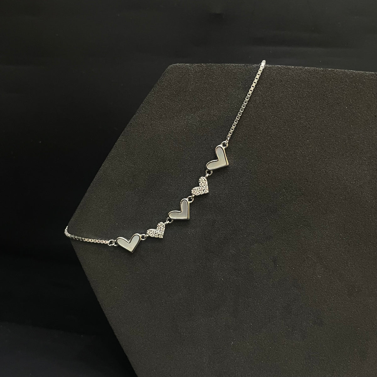 Silver Ladies Bracelet Heart Charms Links Line 925