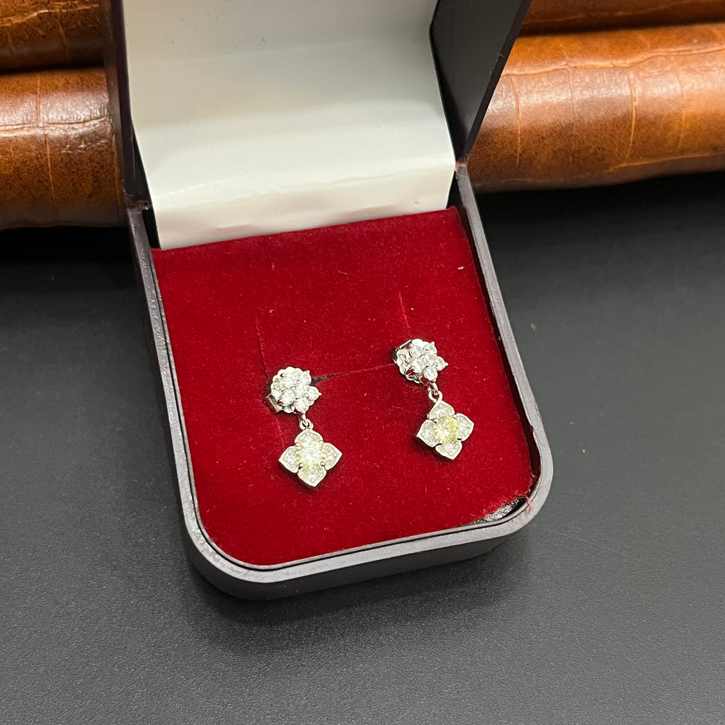 Silver Ladies Pendant Chain Set White Charm Crystal Floral Drop 925