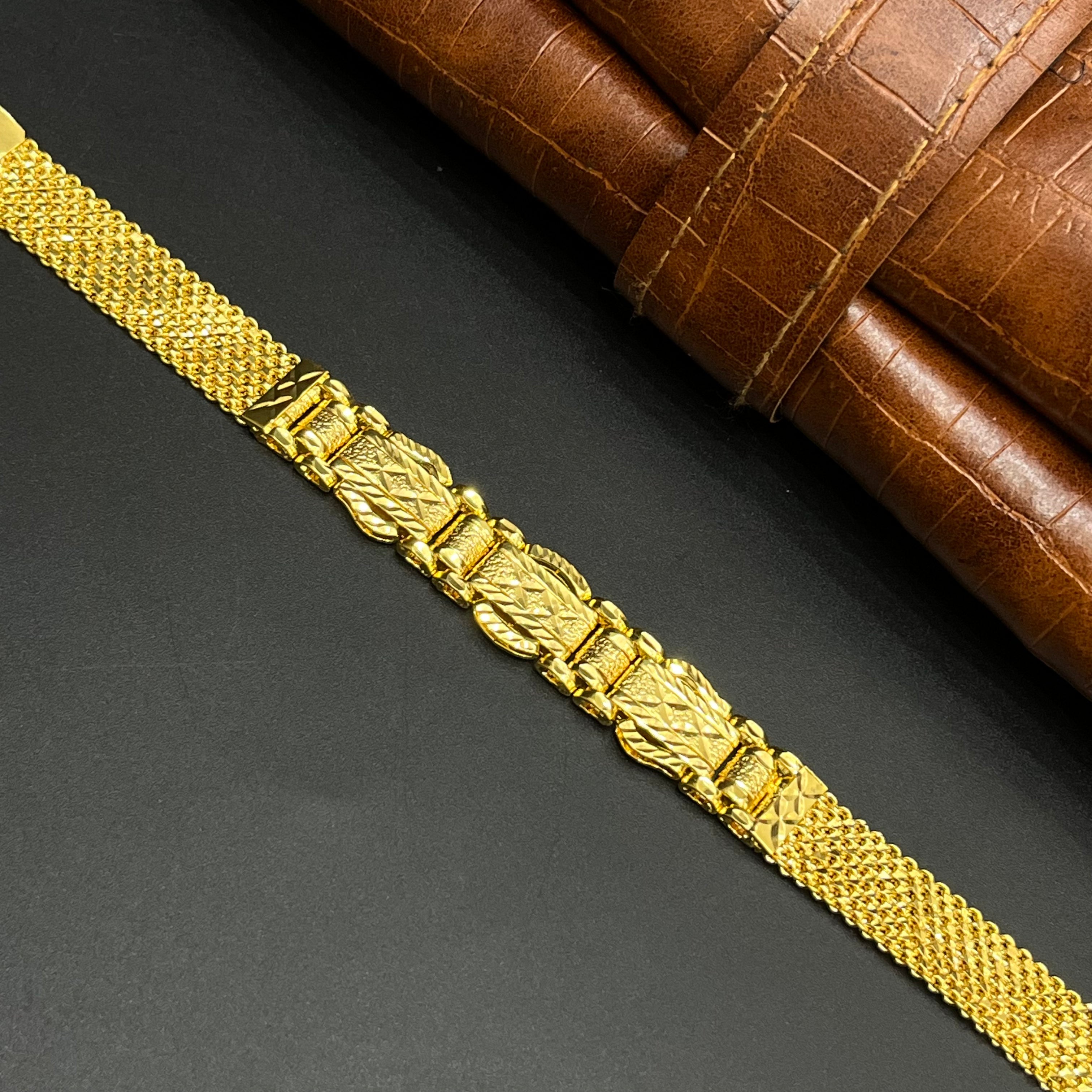Silver Mens Bracelet Premium Interlocking diamond cut textured links Gold Finish 925