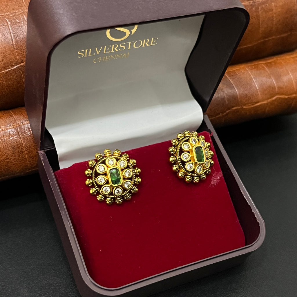 Silver Stud Round Antique Gold Finsihed 925 5