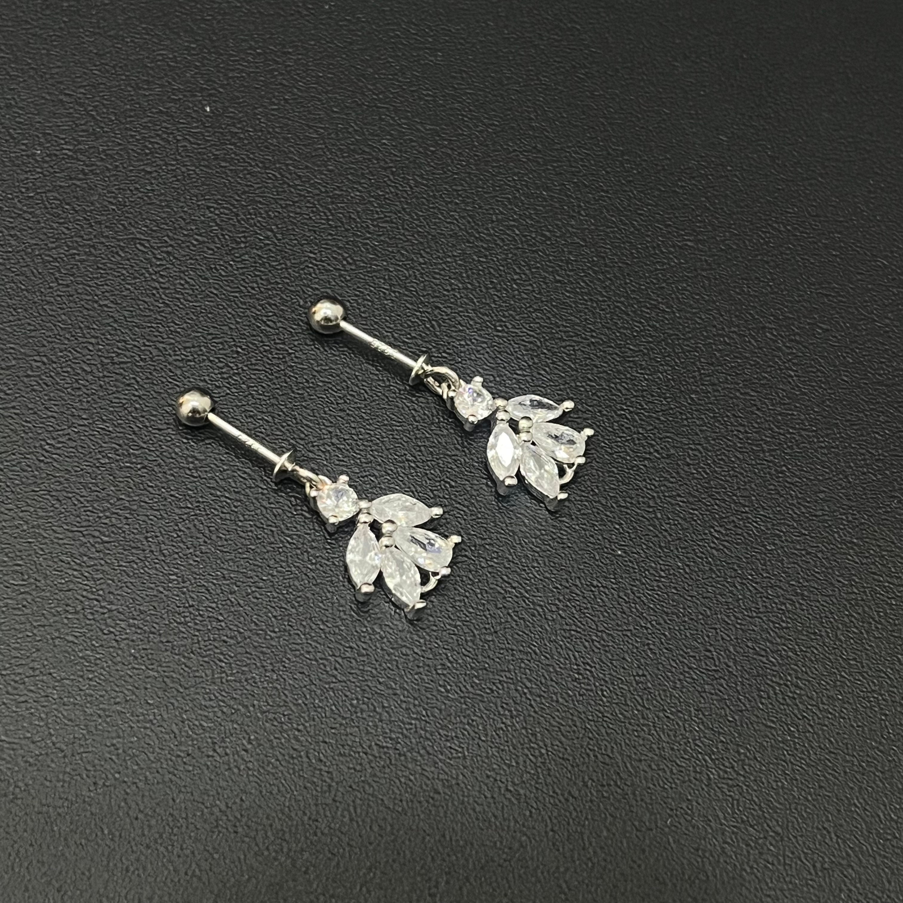 Silver Ladies Bugdi/Helix Studs