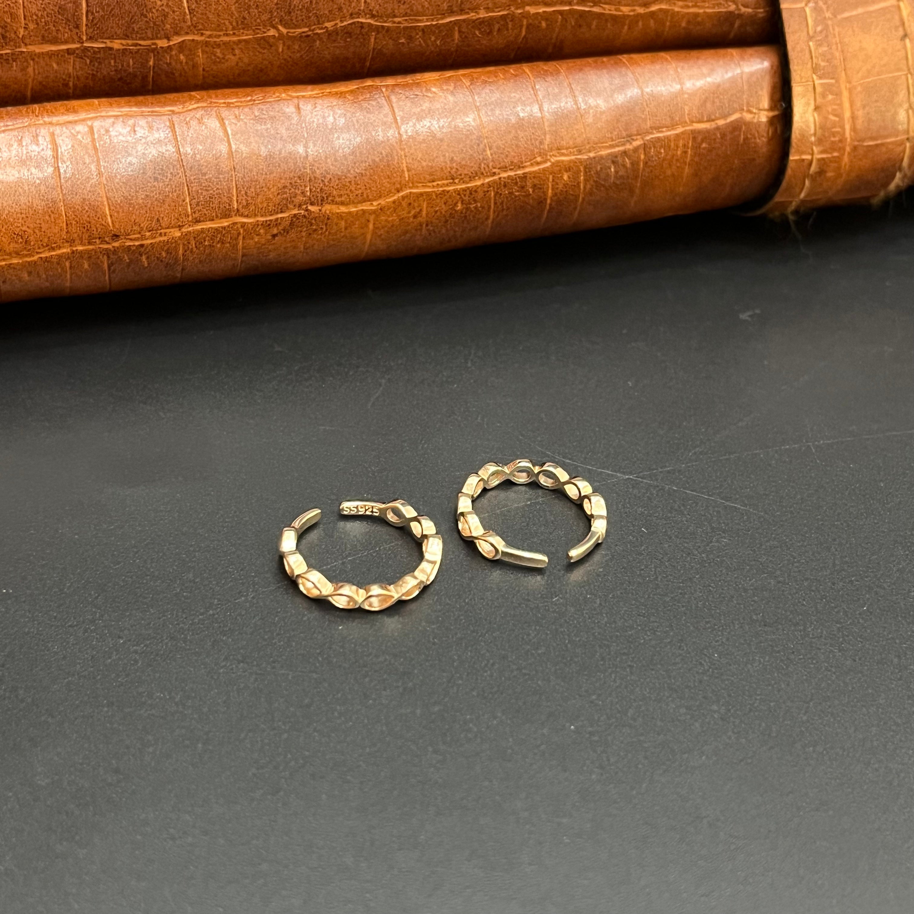 Silver Ladies Toe Ring Multiple Infinity Rosegold