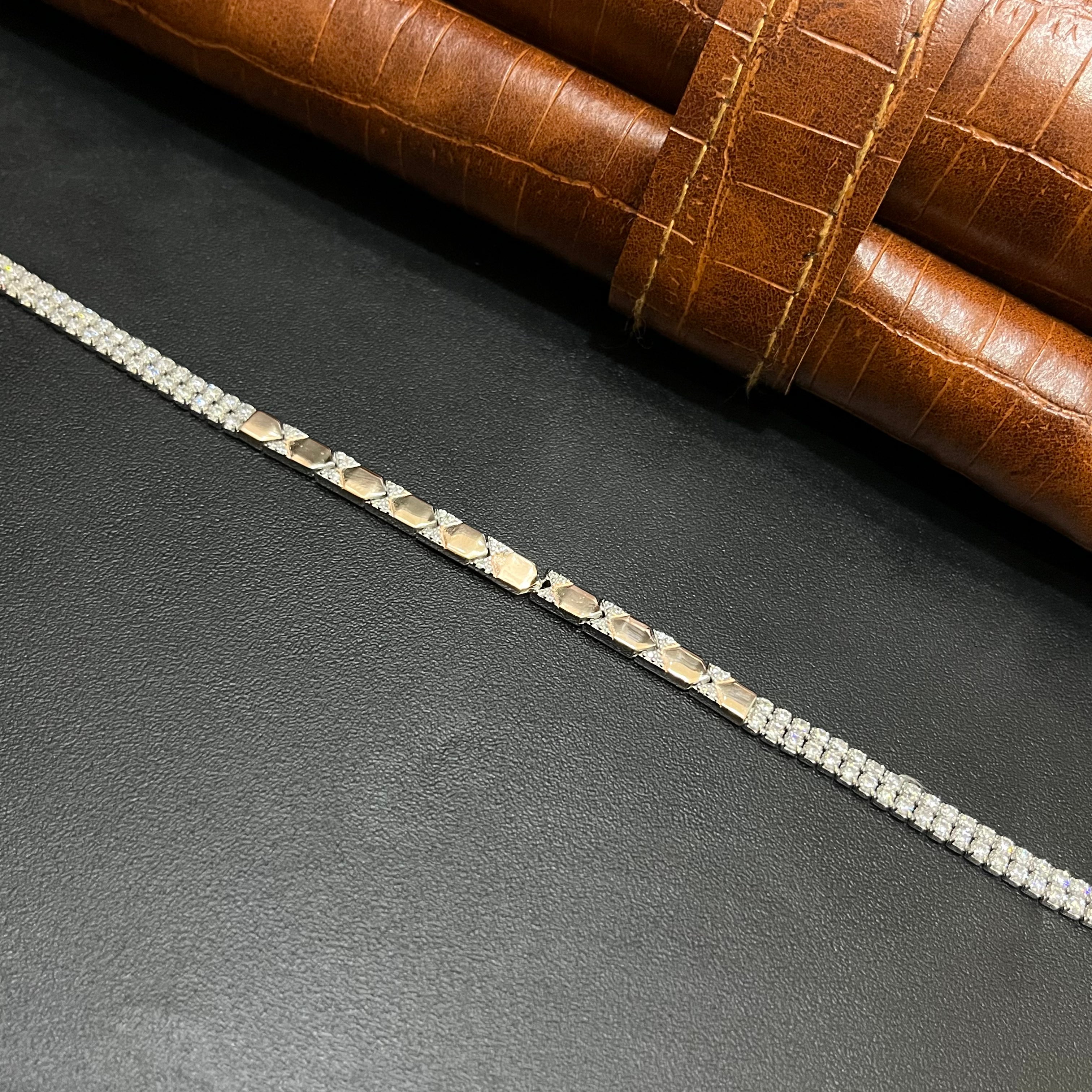 Silver Mens Bracelet Arrow With Stone Rose Gold M03 925