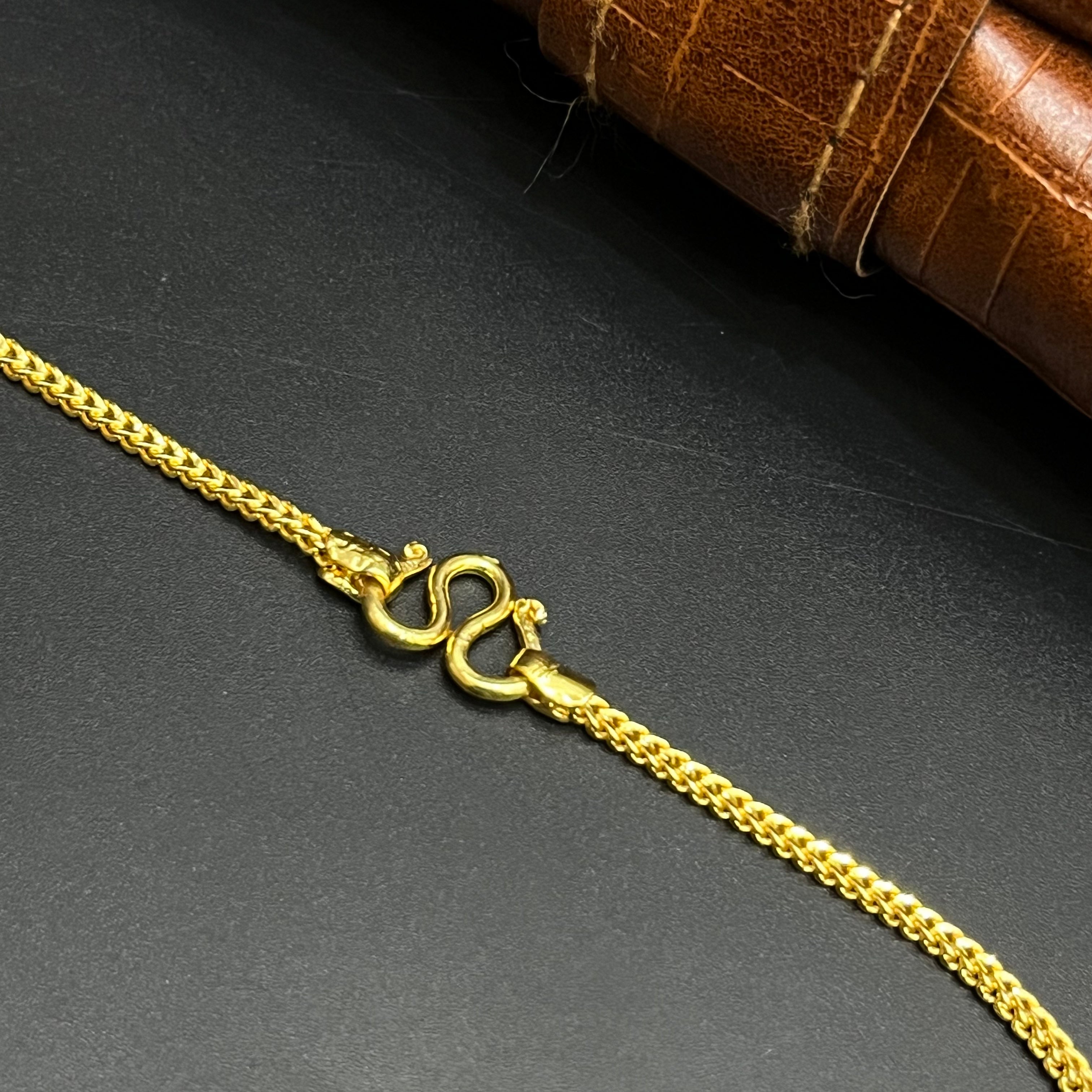 Silver Ladies Pendant Chain Luna Drop Sparkle Gold Finish 925