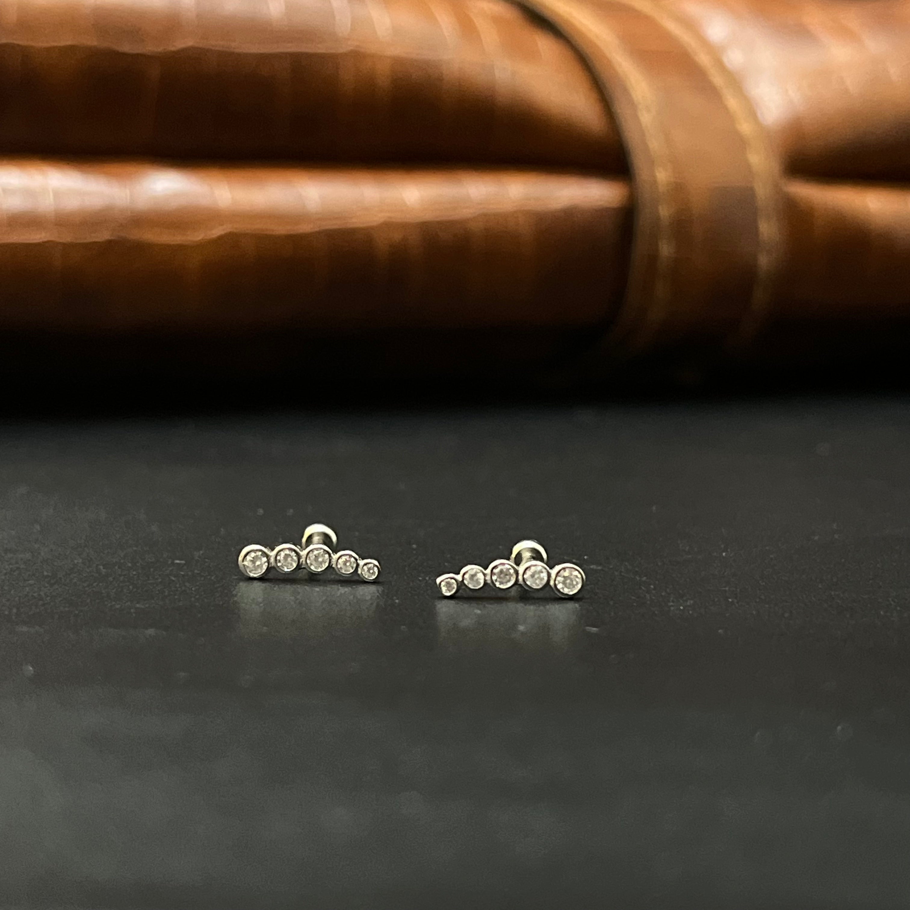 Silver Second Catepillar Leafs SS