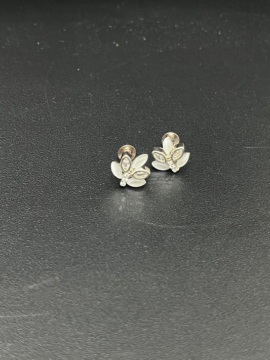 Silver studs Leaf Design