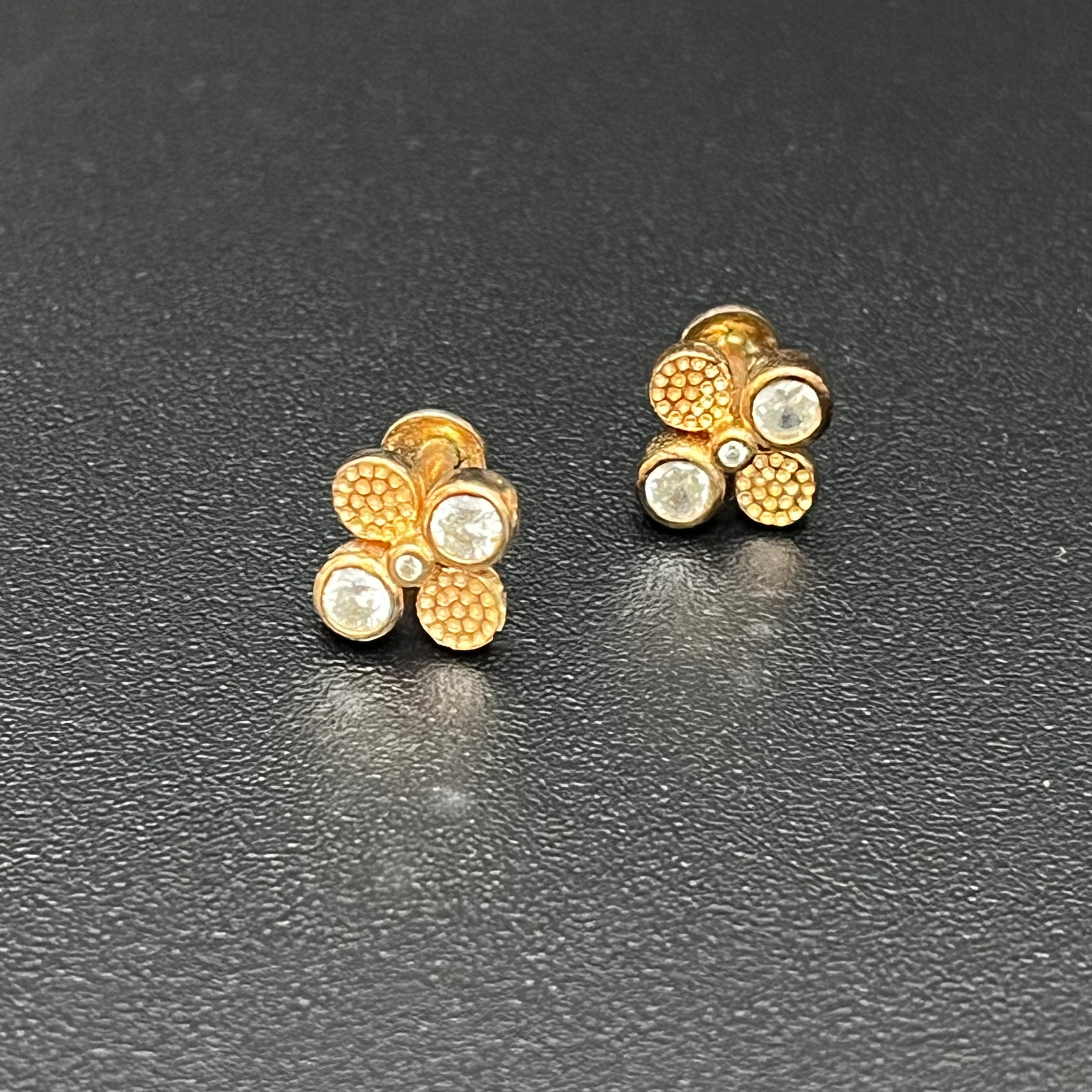Silver Studs Rosegold White Stone