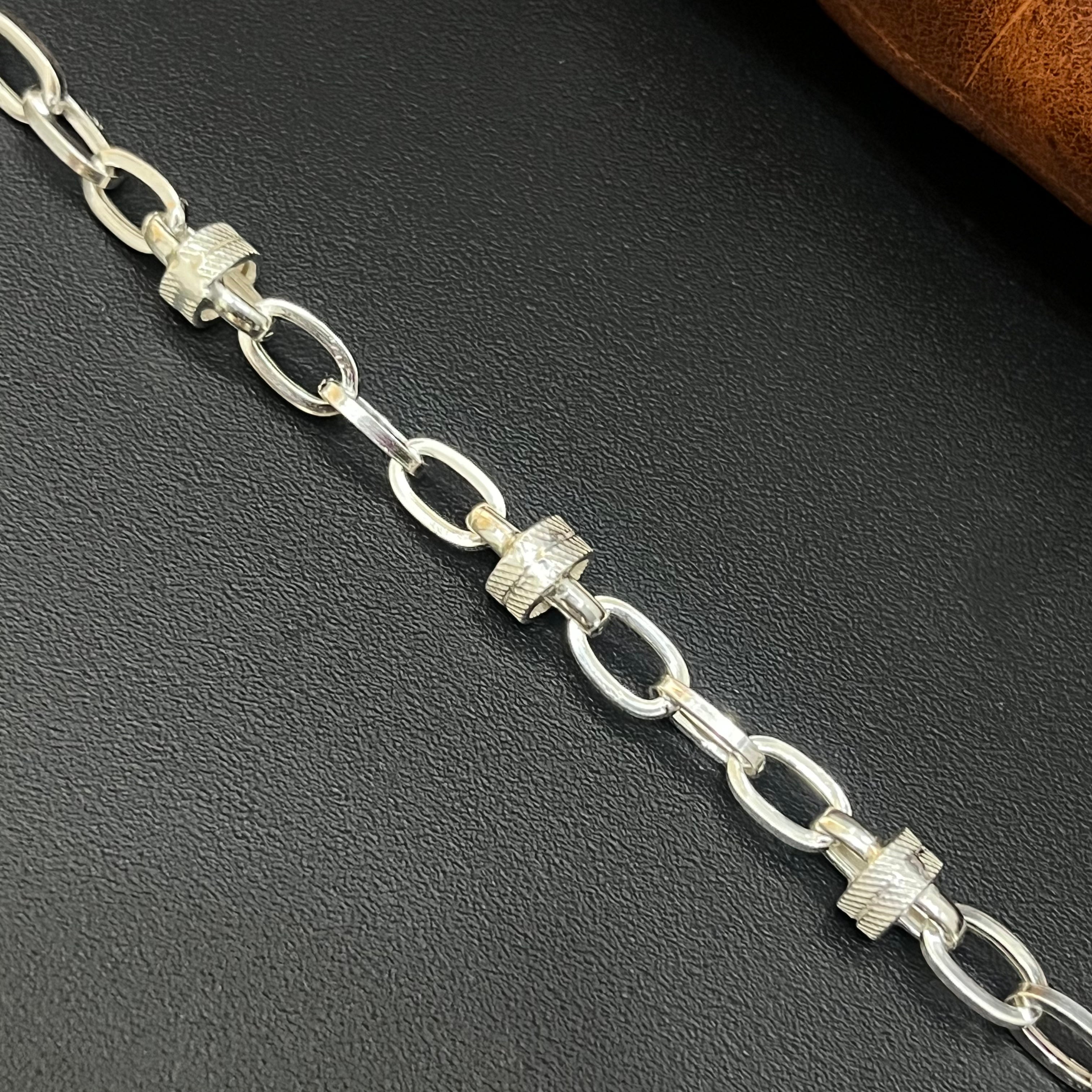 Silver Mens chain 7