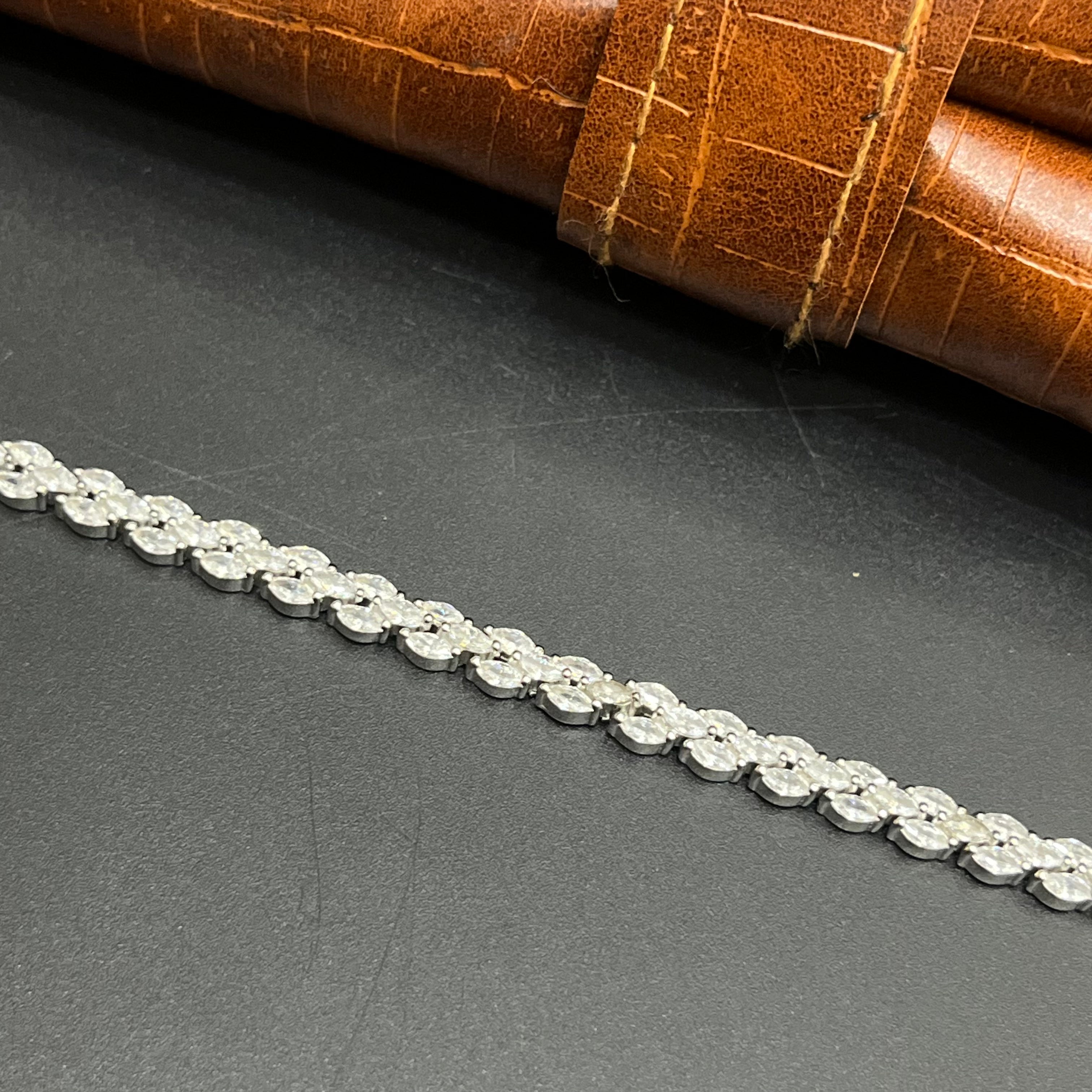 Silver Ladies Bracelet Floral Link Luxe DIamond Stones 925