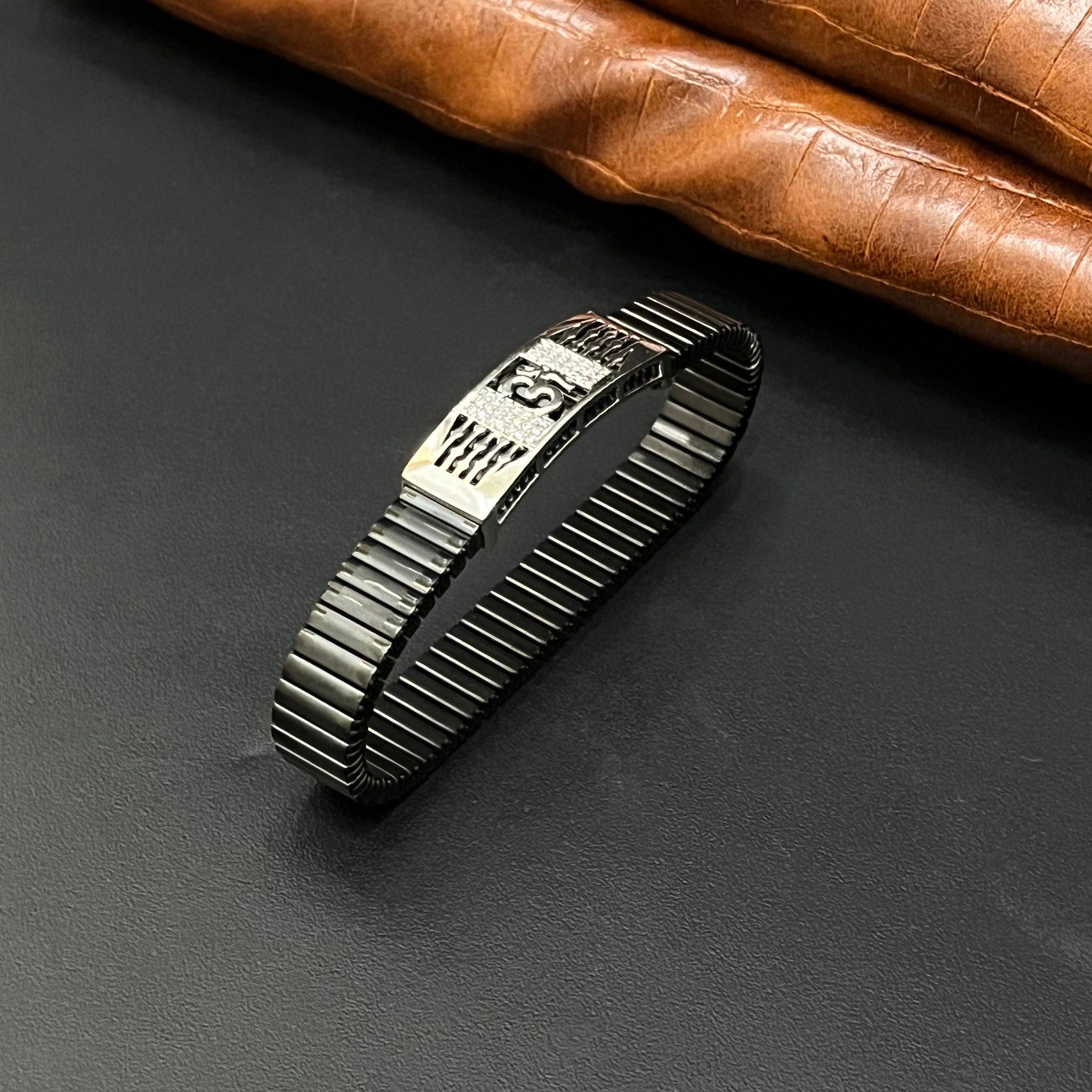 Silver Mens Flexible Band OM Rhodium