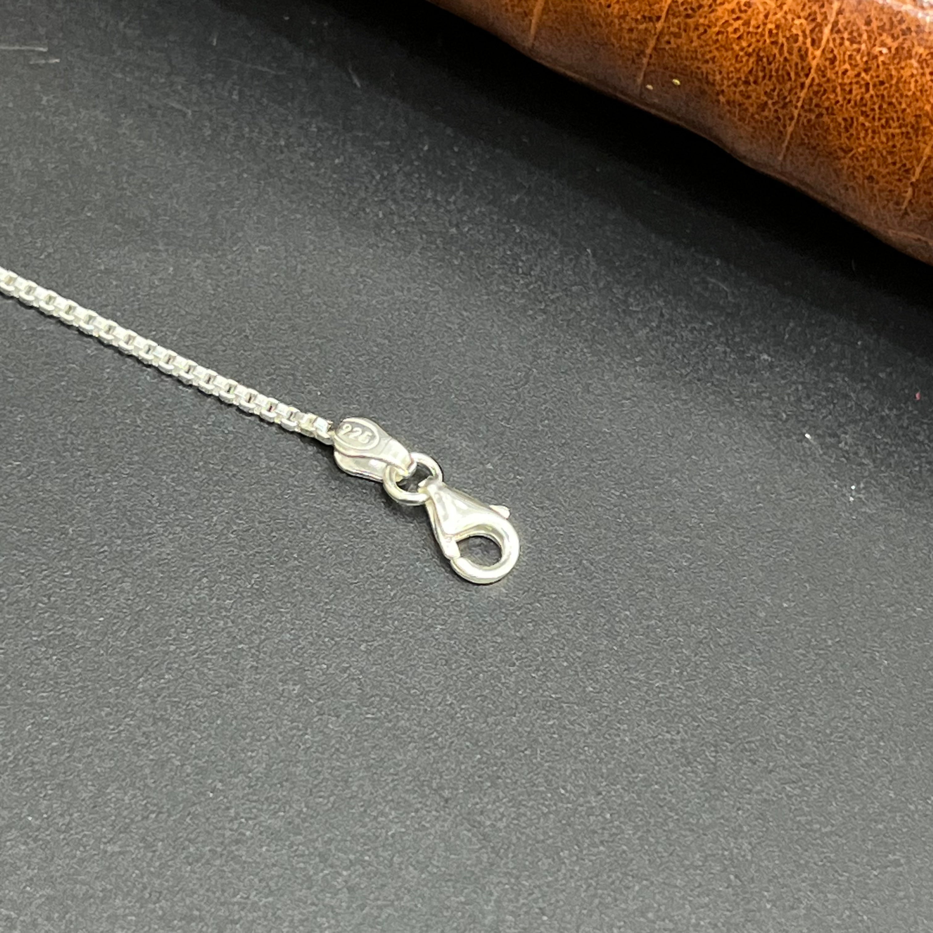Silver Customised Kids Bracelet Cute Teddy Bear Charms With Beeds 925