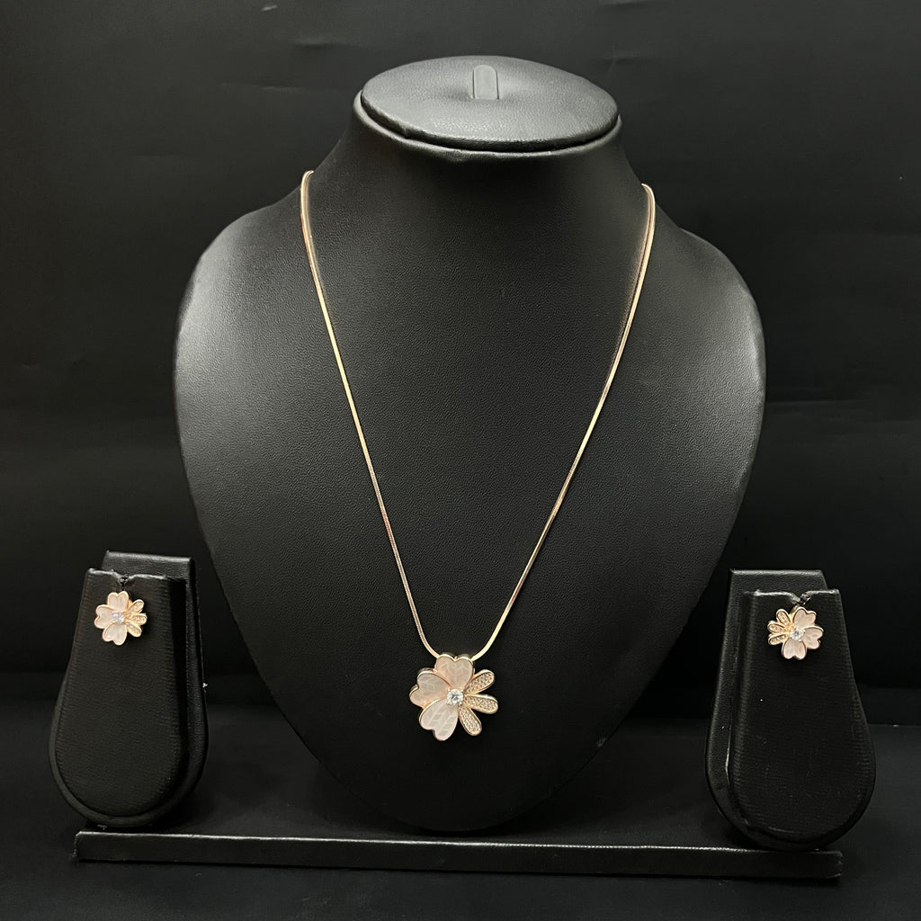 Silver Ladies Pendant Chain Flower Petals Rosegold
