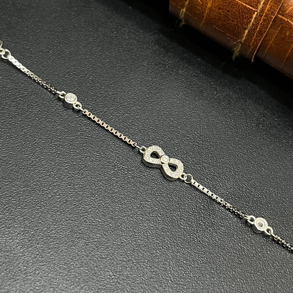 Silver Ladies Bracelet Three Infinity White Stone 925
