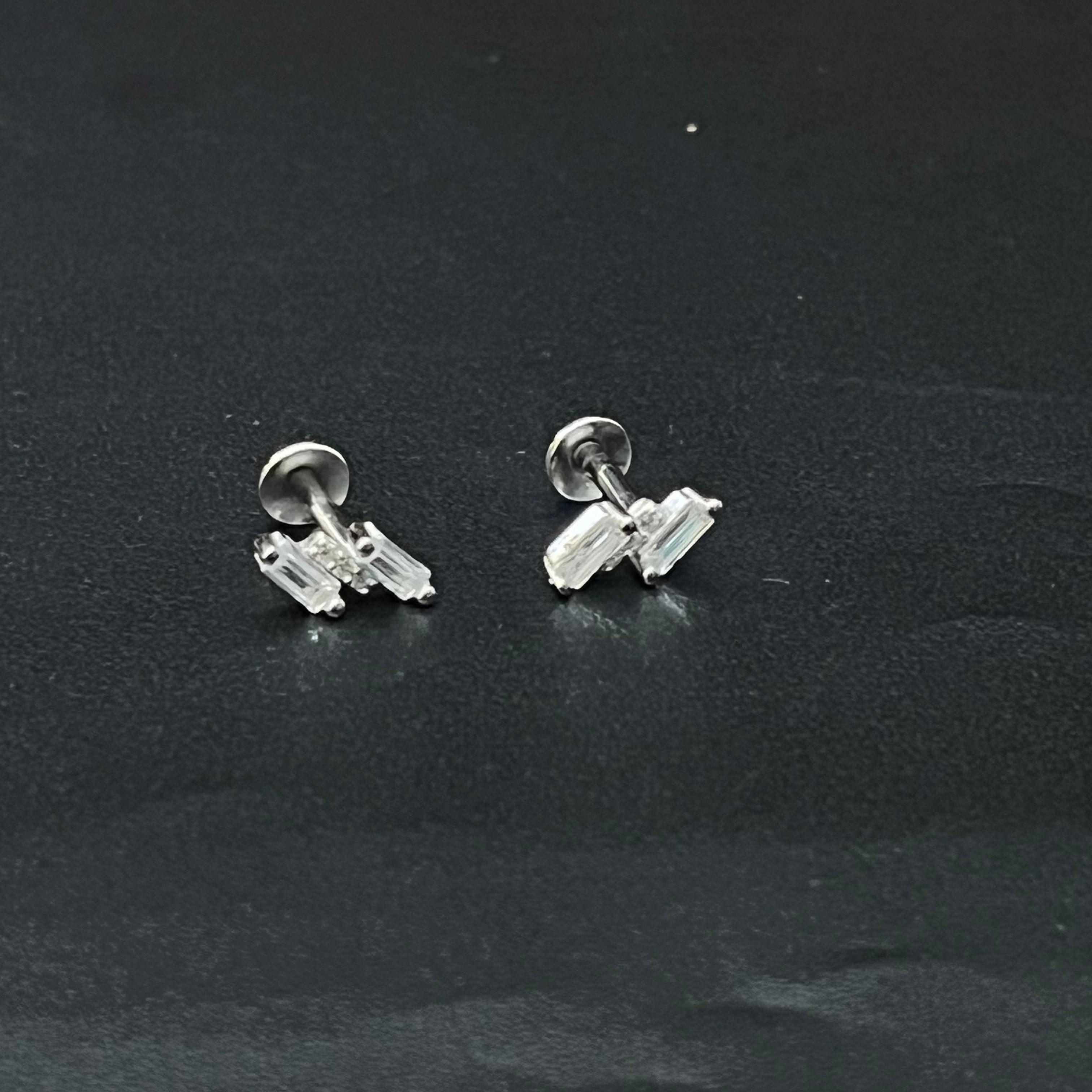 Silver Ladies Stud 3 Step White Square