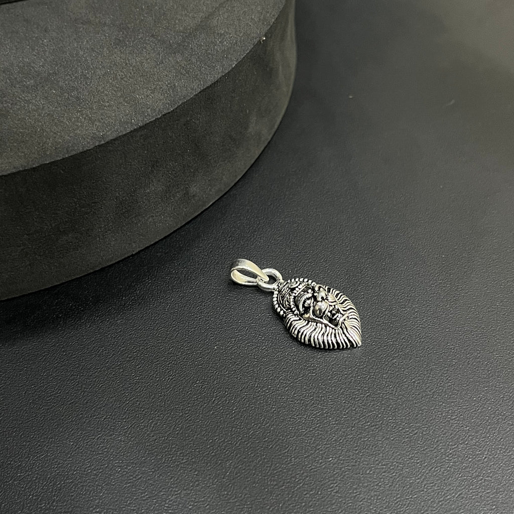 Silver Lion Pendant Antique Finished