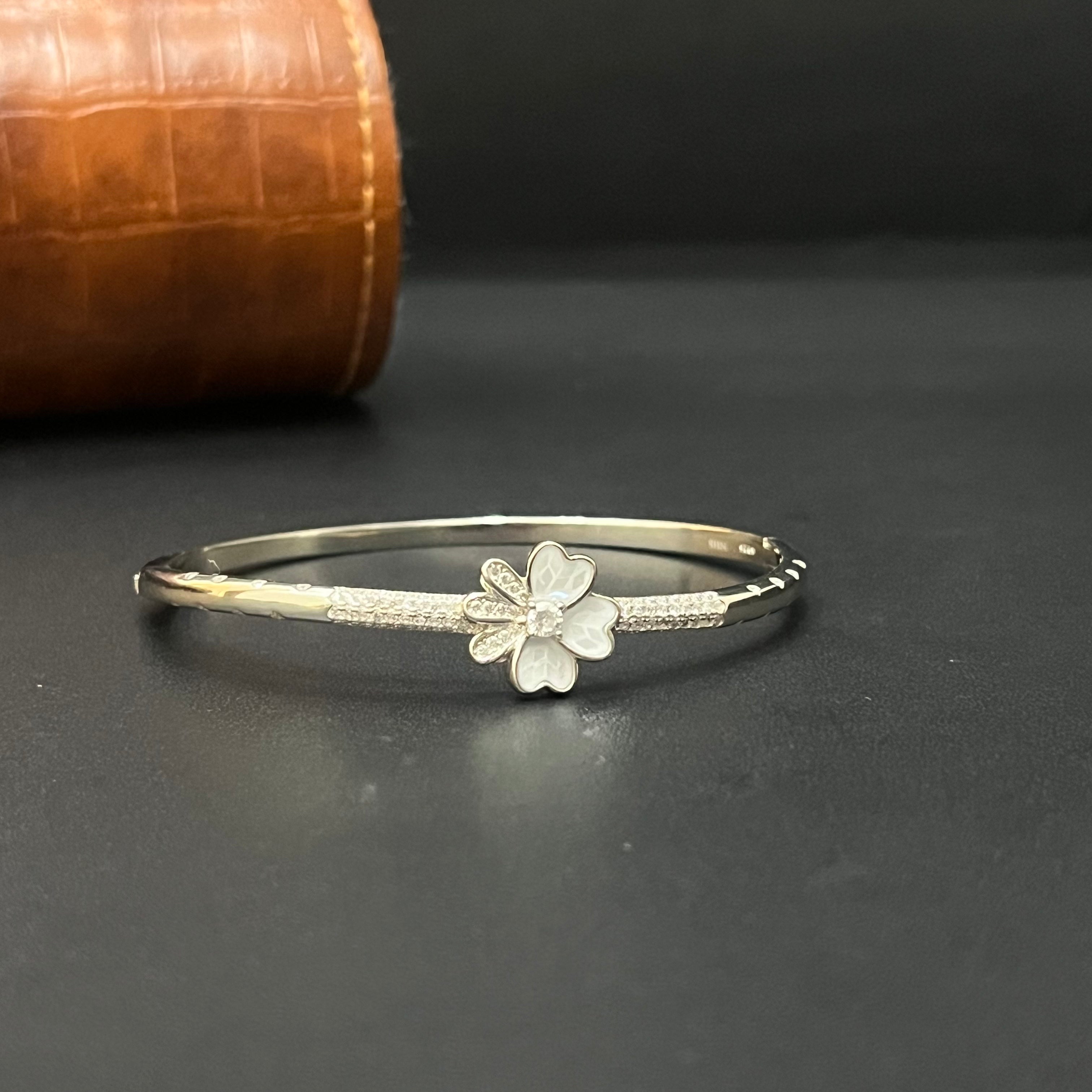 Silver Ladies Kada Flower White