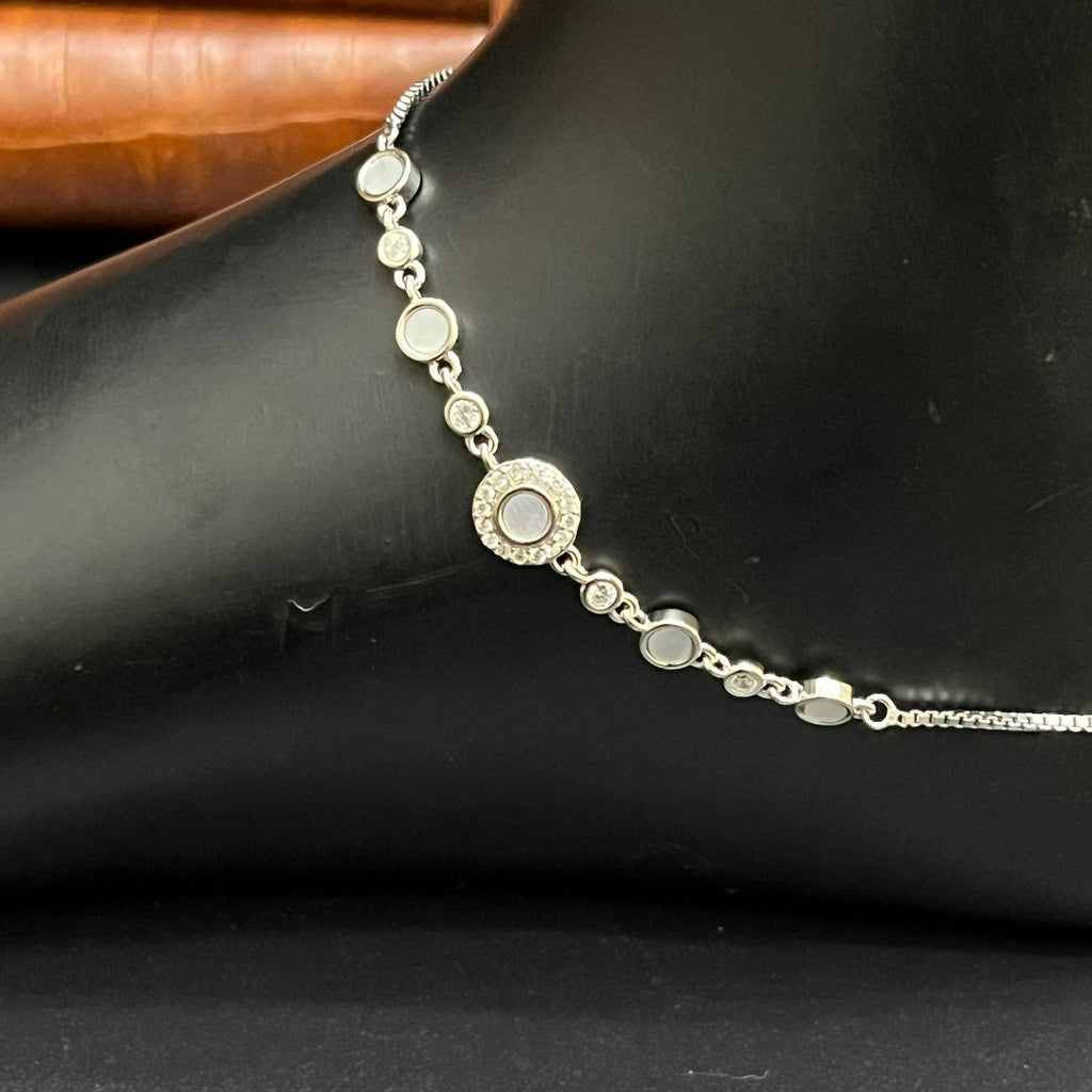 Silver Ladies Anklet Royal Halo Circle Crystal 925