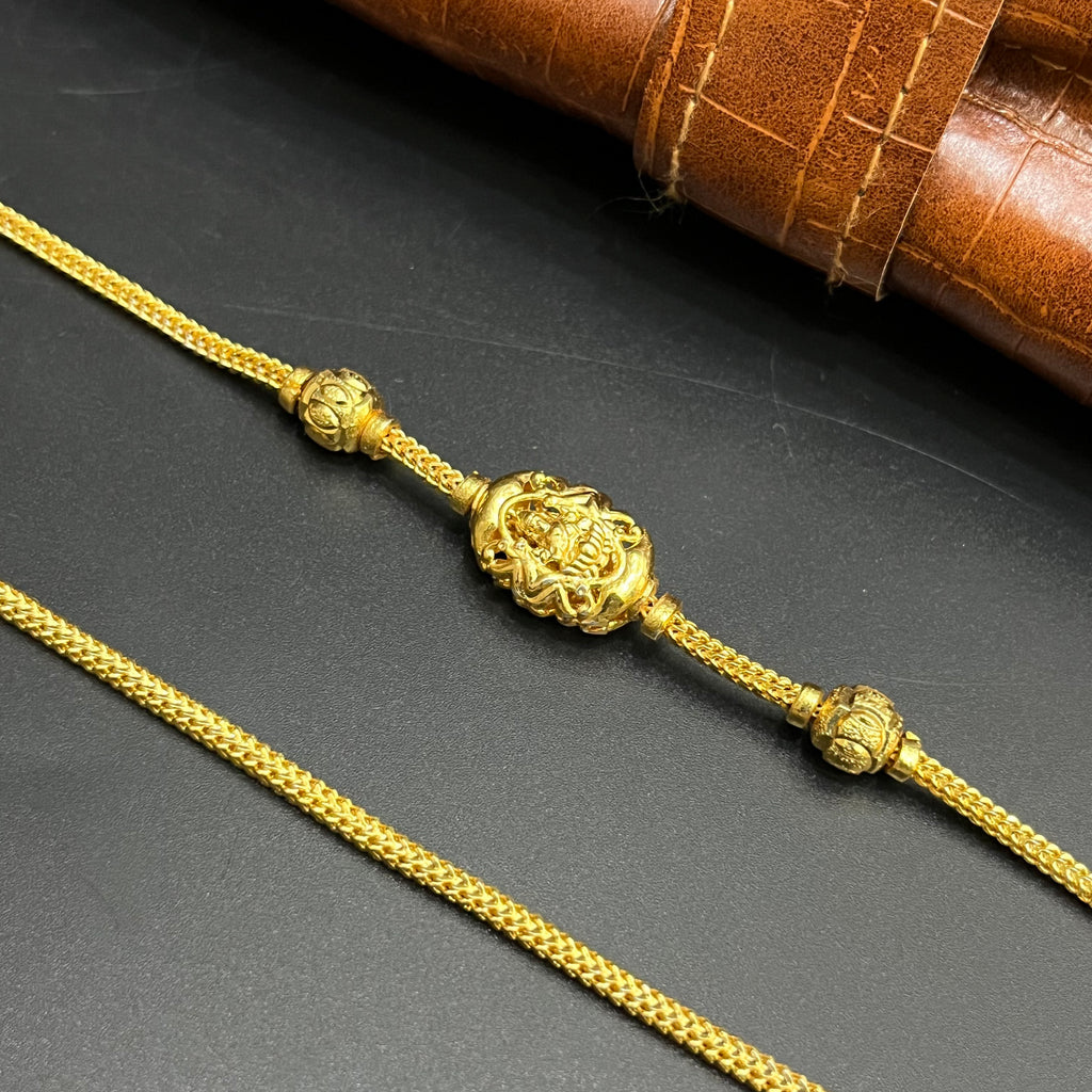 Silver Ladies Thali Saradu Lakshmi Art Mogap Gold Finish M02 925