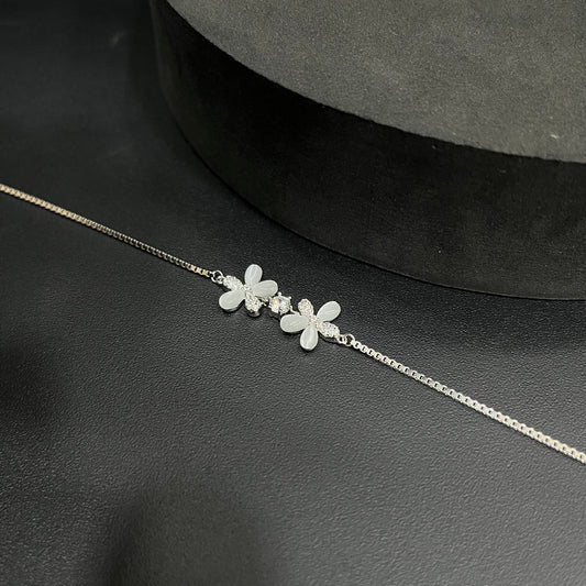 Silver Ladies Bracelet Double Flower