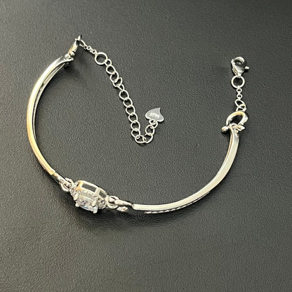 Silver Ladies Bracelet Dual Kada With American Diamond Oval