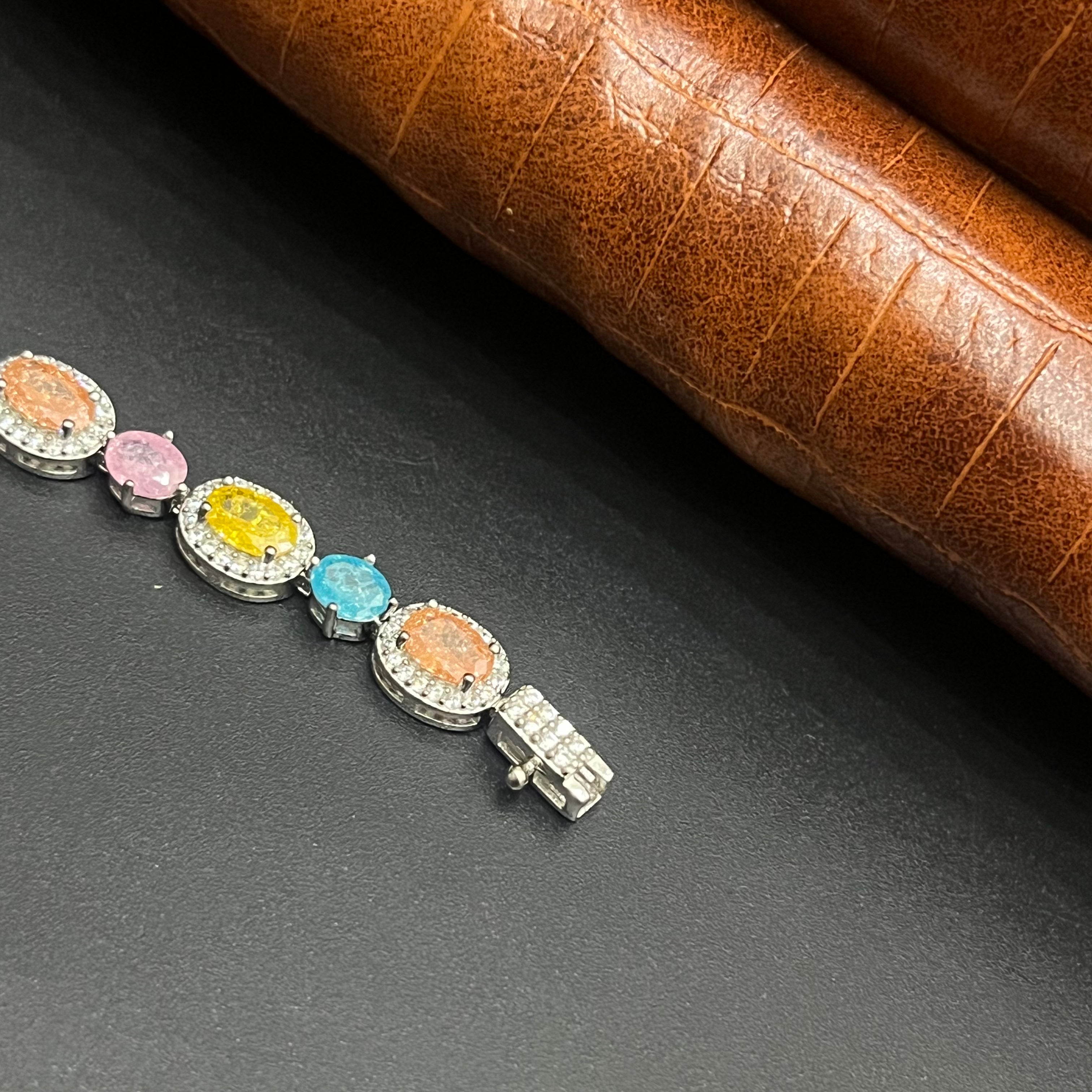Silver Ladies Bracelet Rainbow Crystal Oval Link M03 925