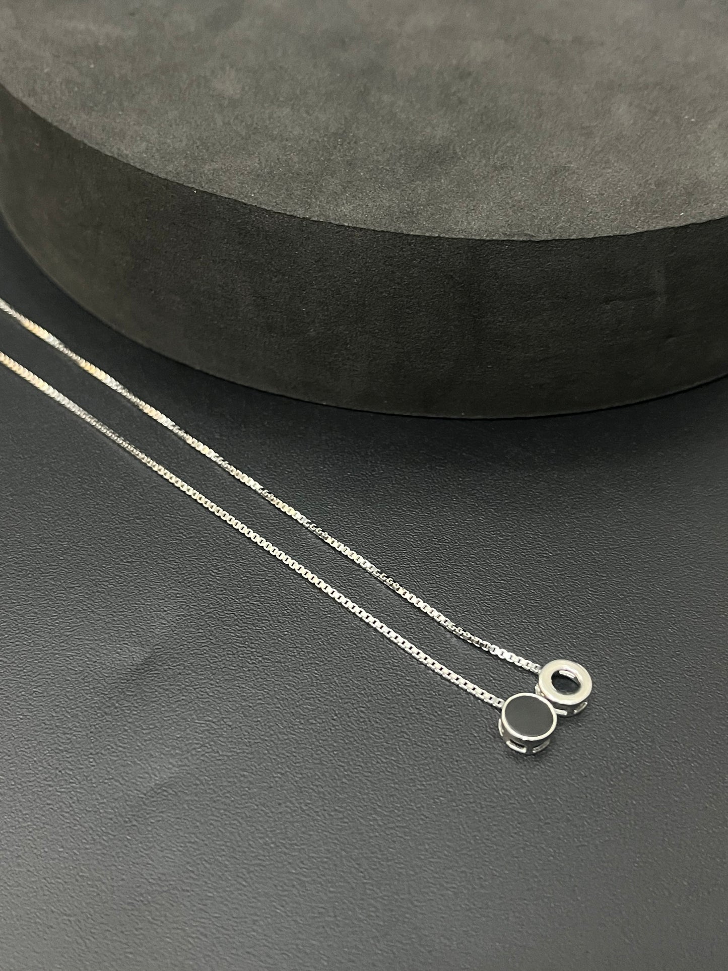 Ladies Silver Chain Black Circle