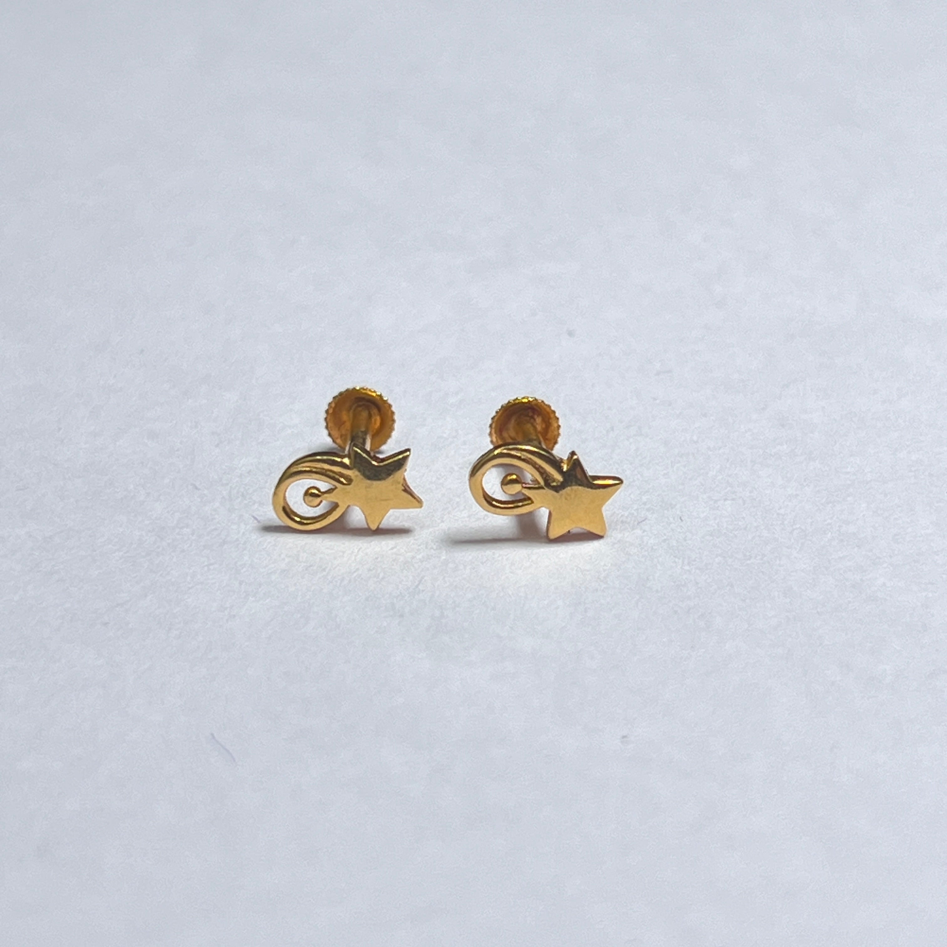 Gold Studs Star