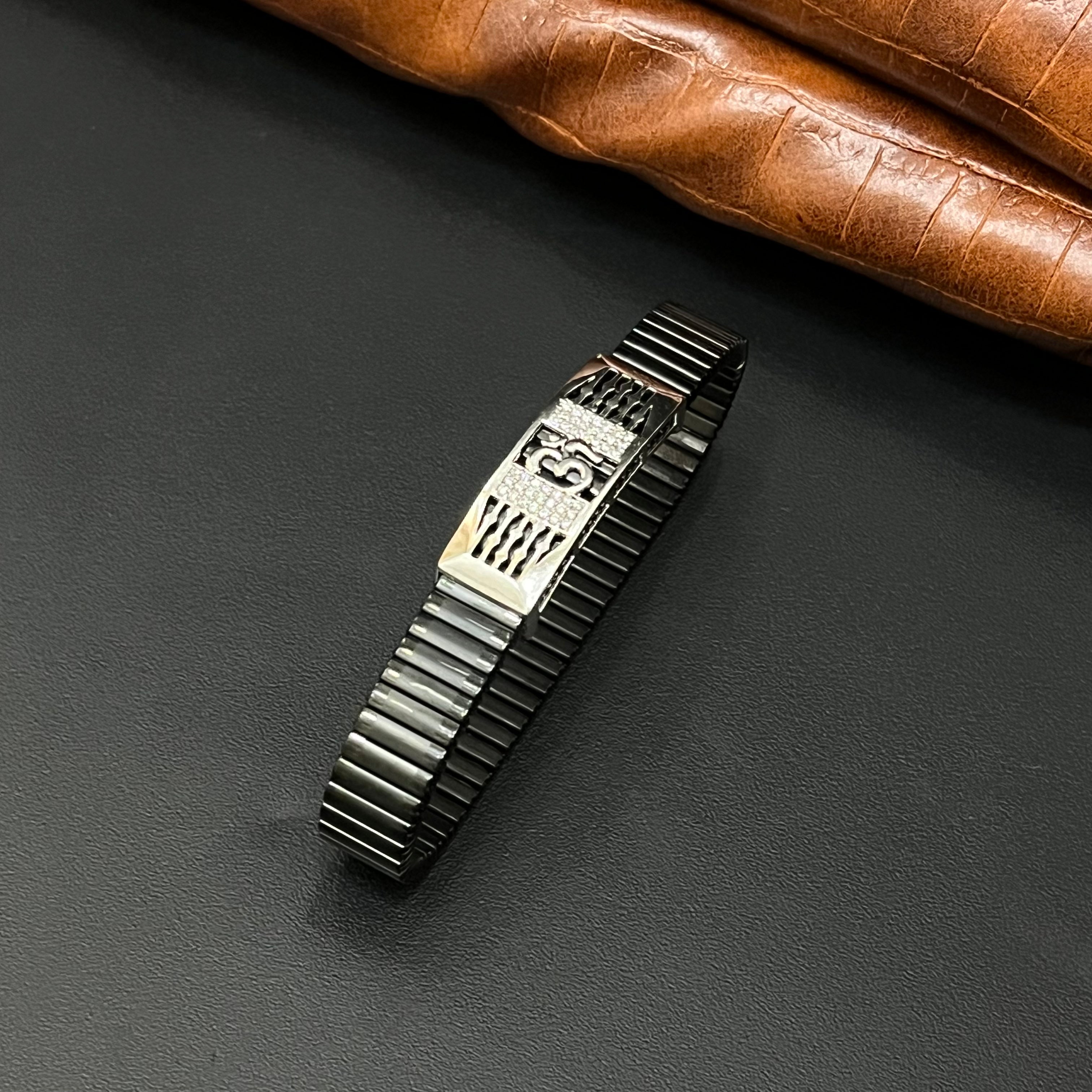 Silver Mens Flexible Band OM Rhodium