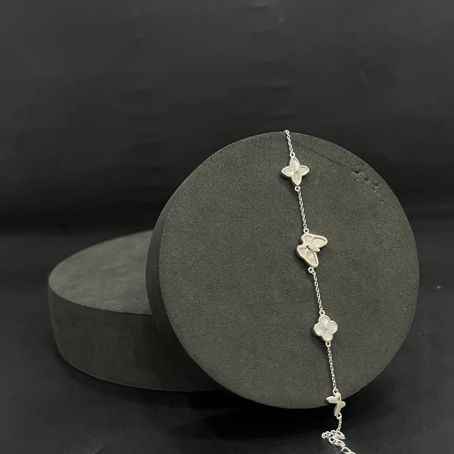 Silver Ladies Bracelet Pearl Clover & Butterfly