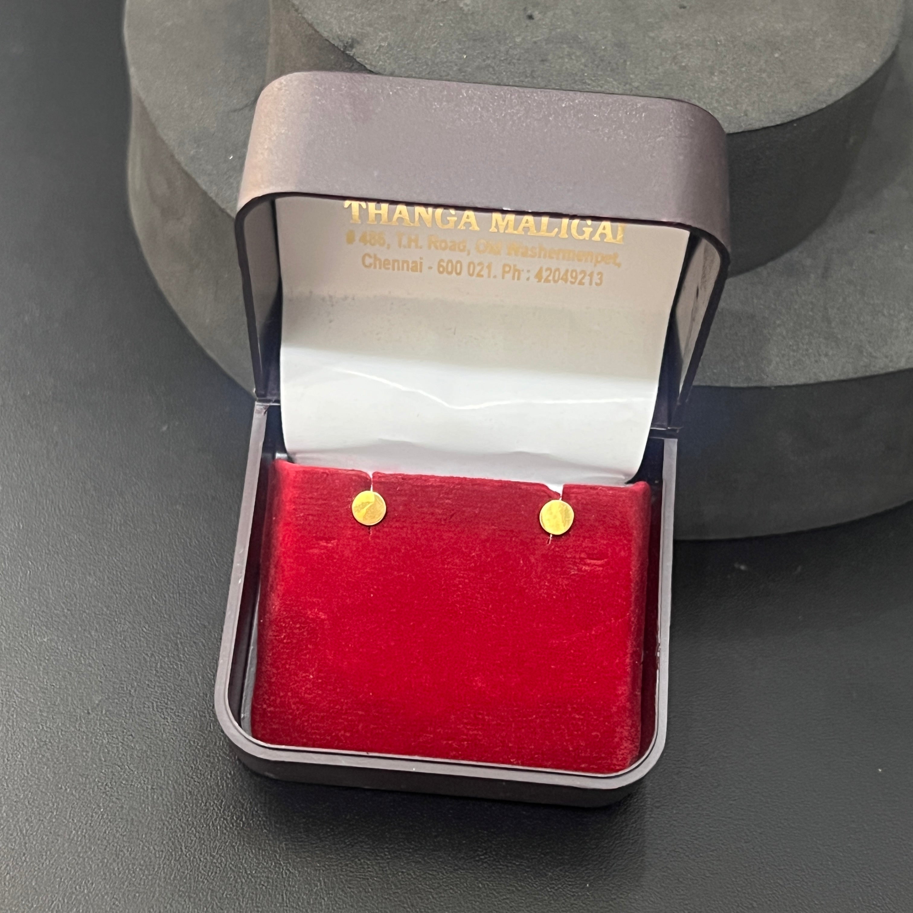 Gold Studs Plain Dot