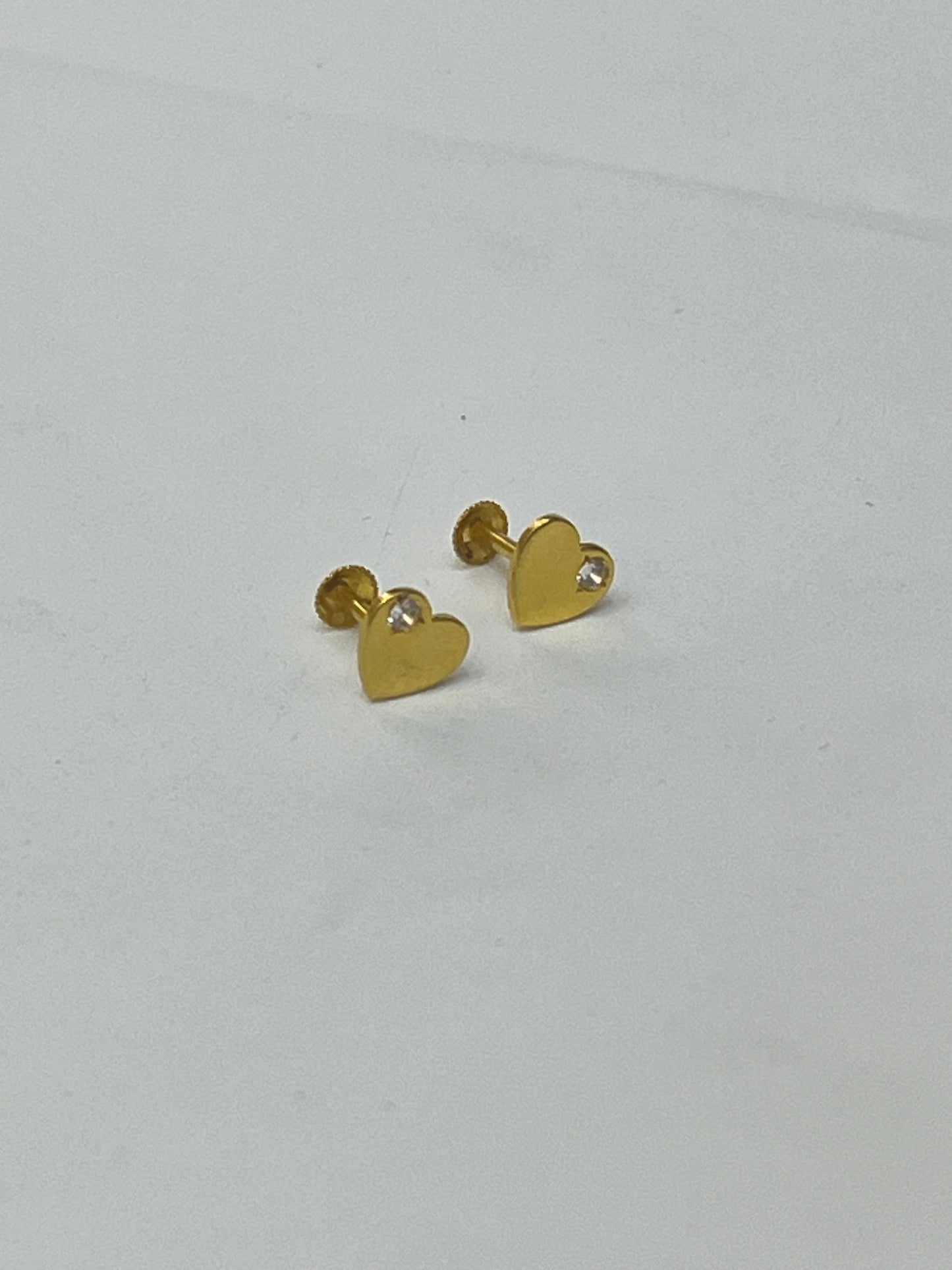Gold Studs 18k Heart With AD Stone