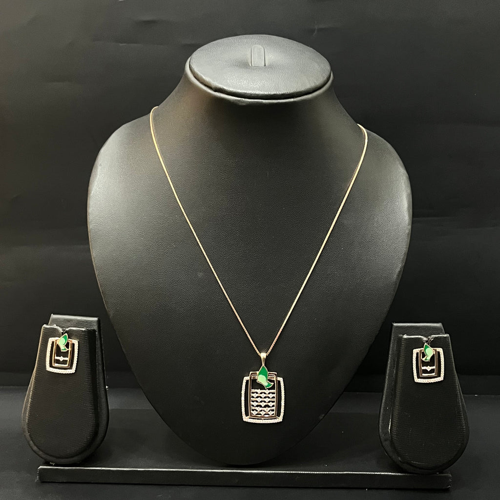 Silver Ladies Chain Set Rectangle Green Butterfly RG