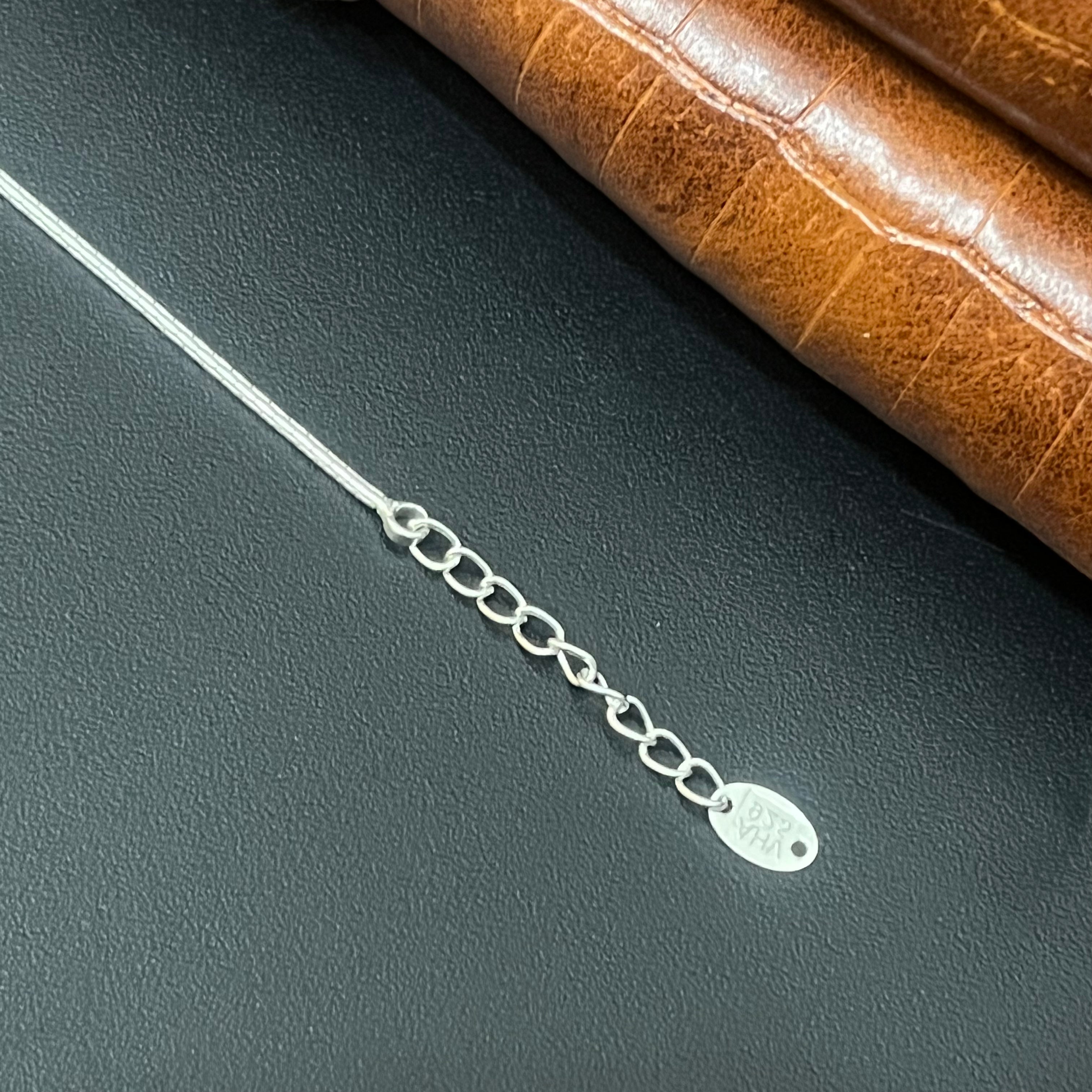 Silver Ladies Anklet Black Center Beads Centre 925