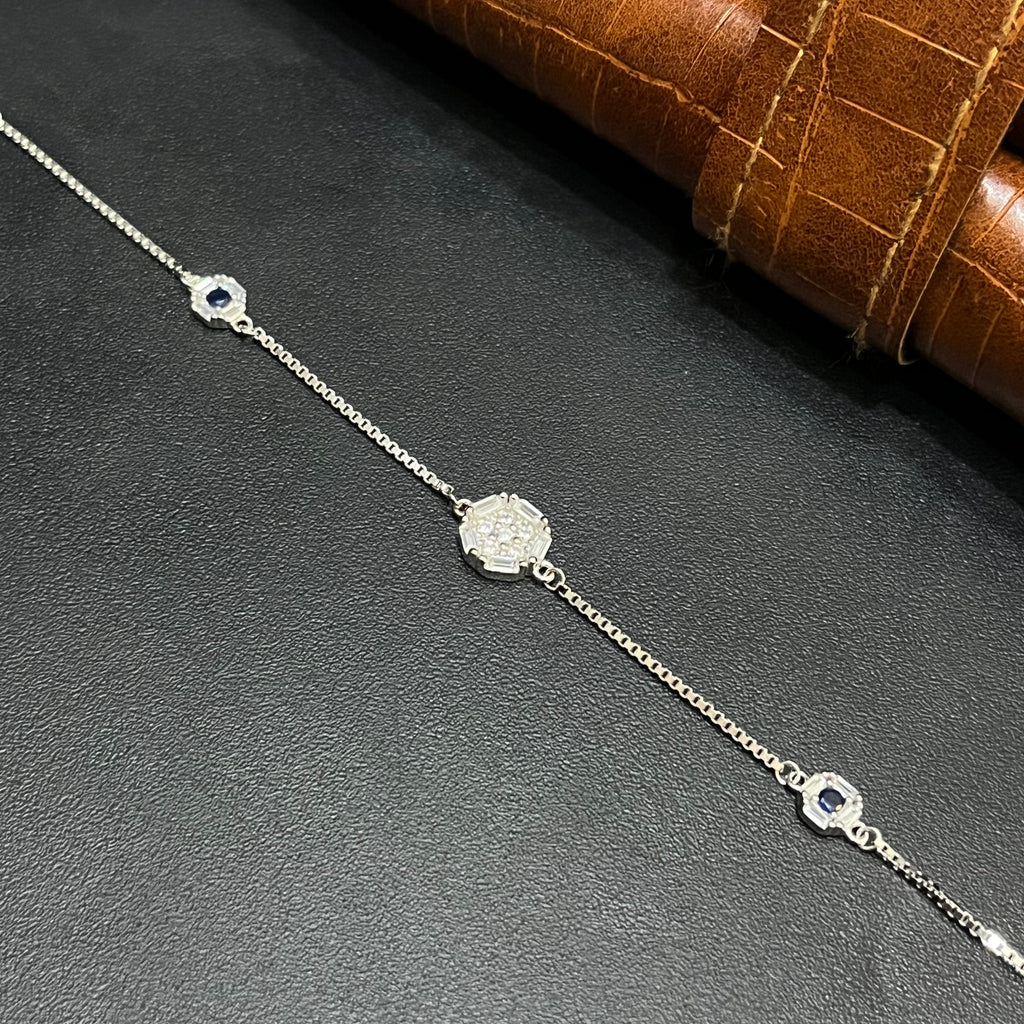 Silver Ladies Bracelet Royal White Halo Link 925