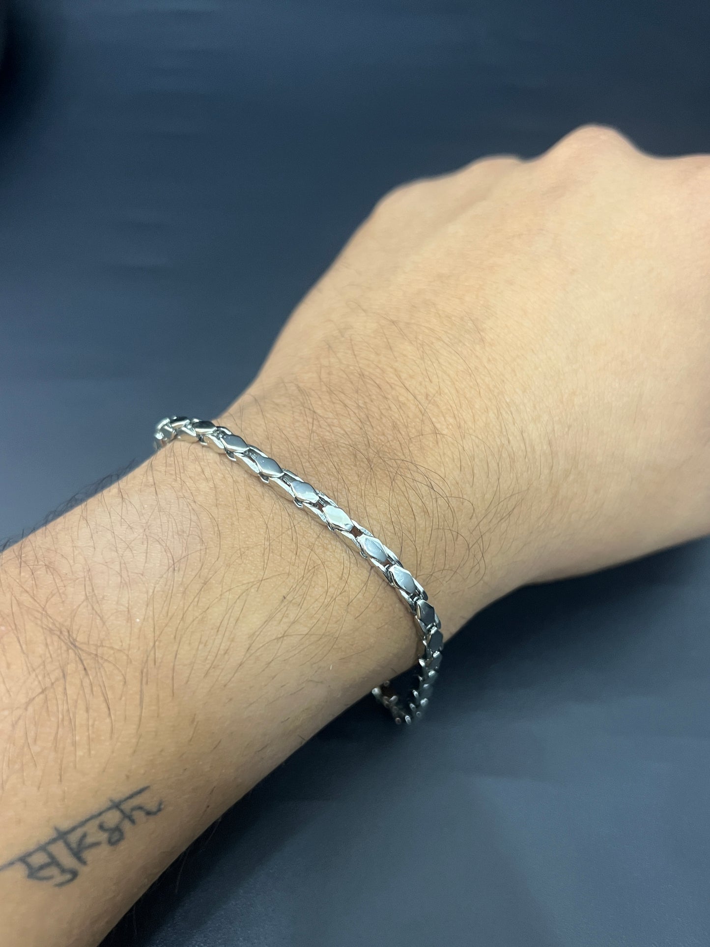 Men's Bracelet_ Italian V Cut