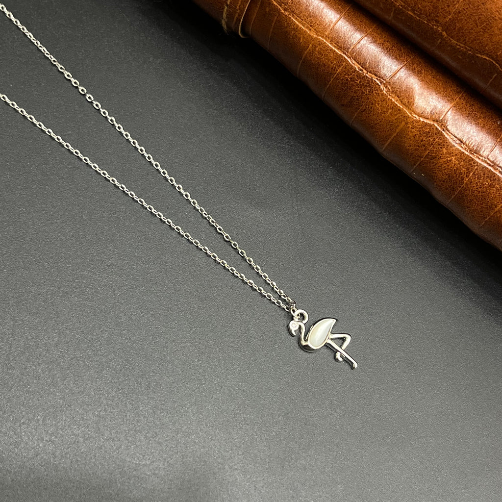 Silver Ladies Pendant Chain Swan Embrace Luxe 925