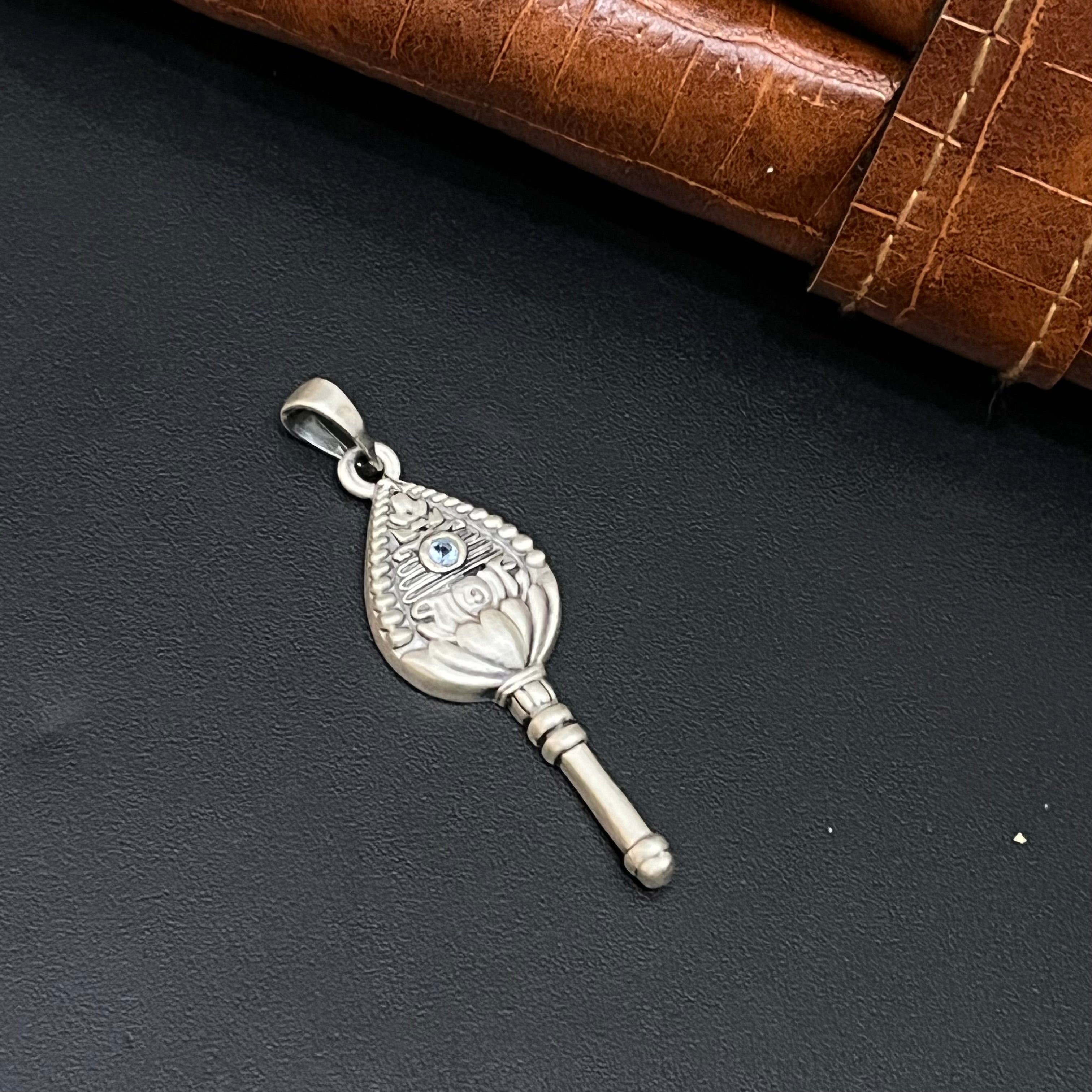 Silver Vel Pendant Big Matte Finished 925