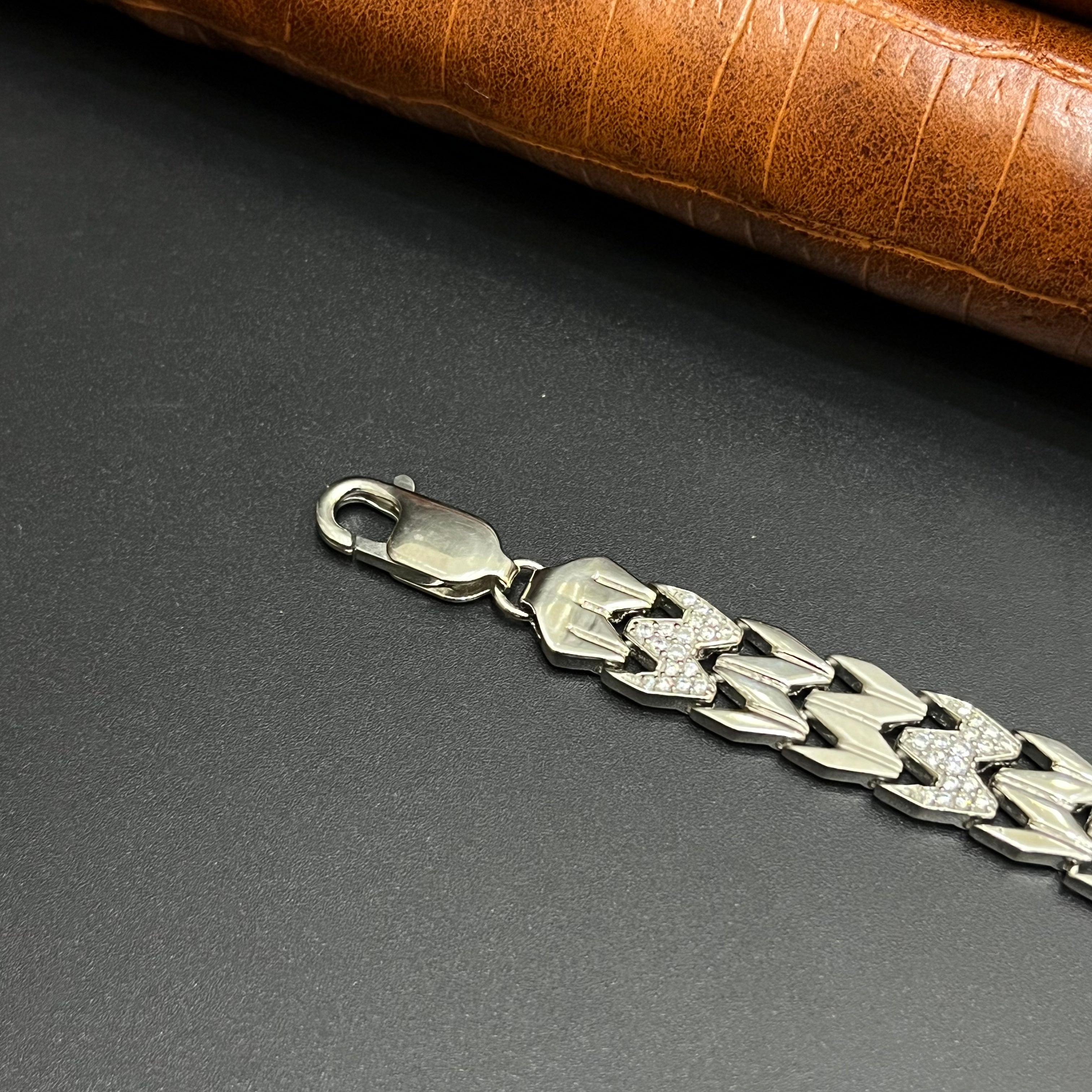 Silver Mens Bracelet W Cut With Luxury Stone  925