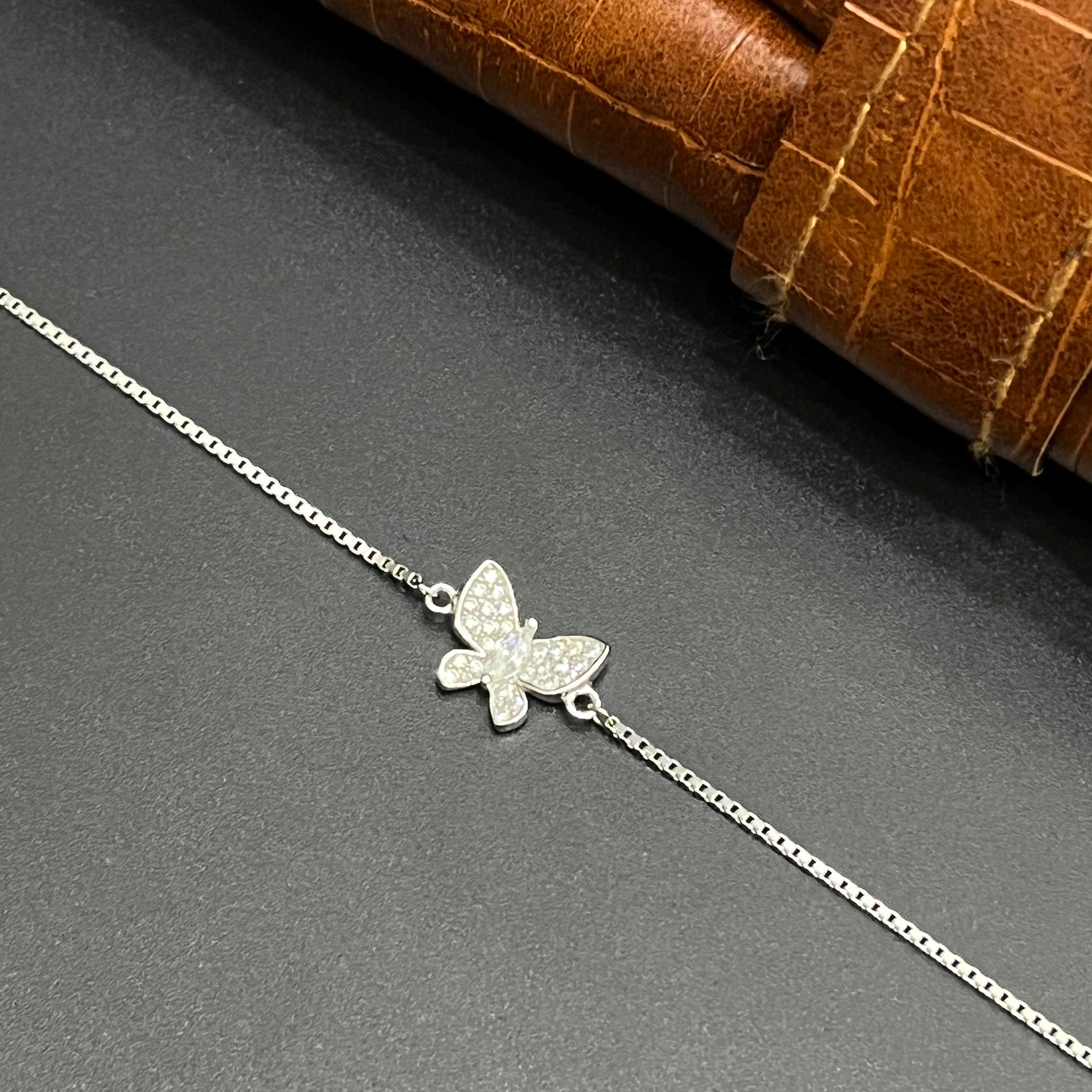Silver Ladies Bracelet Beautiful Butterfly White Charms 925