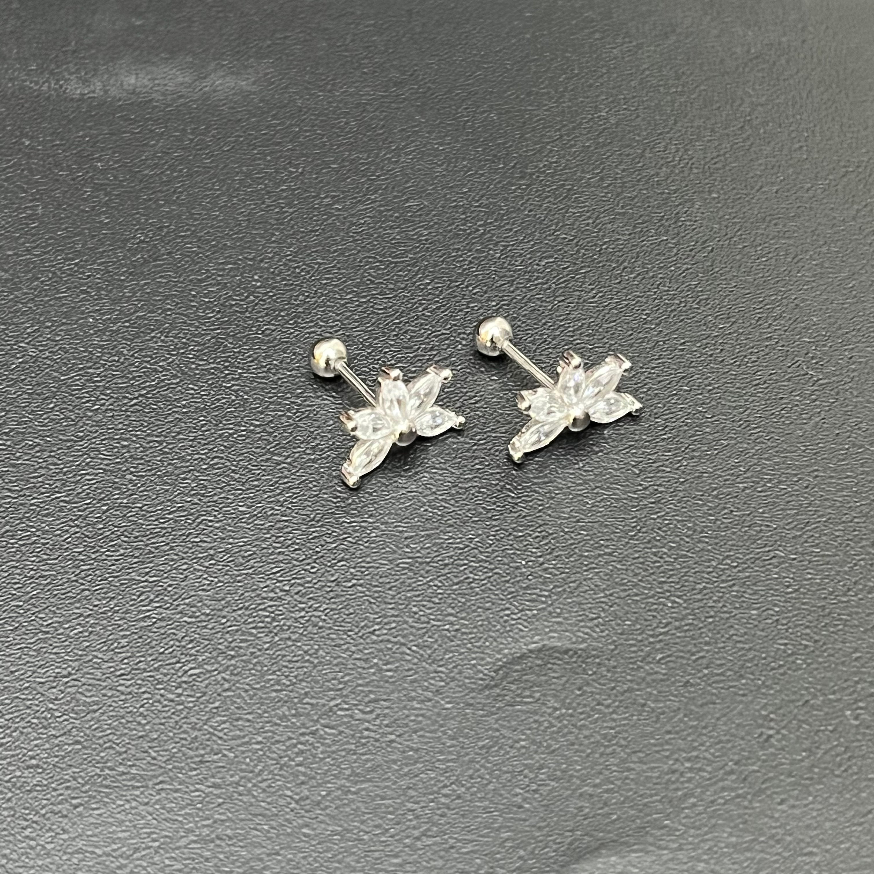 Silver Ladies Second Studs  Half Flower SS 925