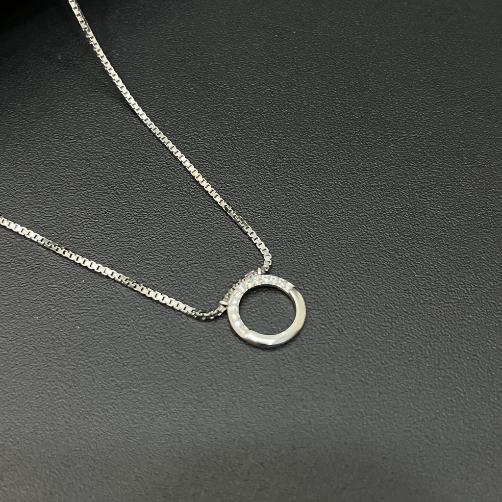 Silver Ladies Chain Circle Line