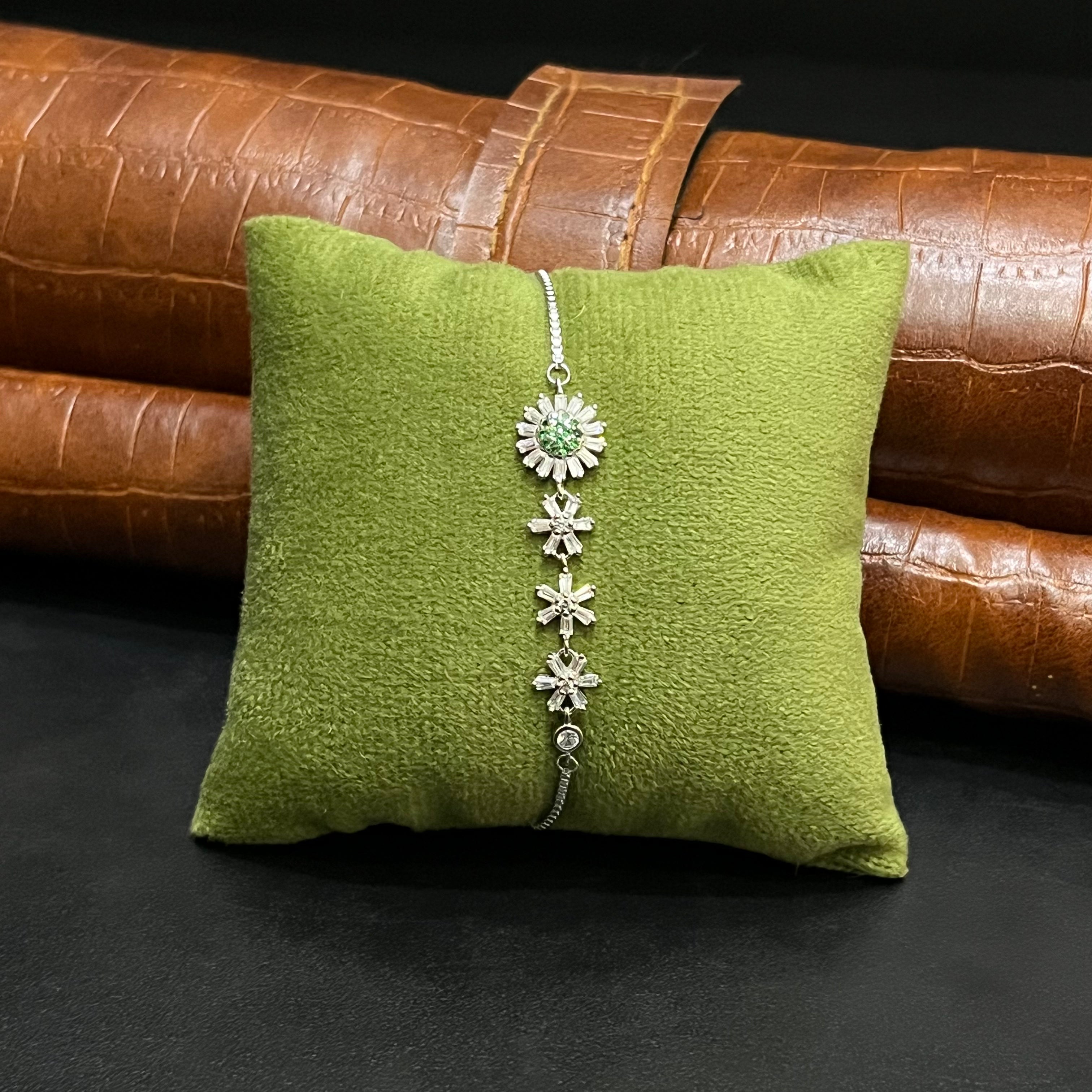 Silver Ladies Bracelet Crystal Bloossom White Stone 925
