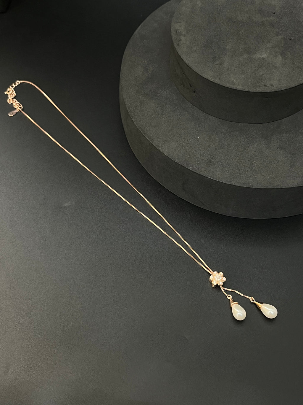 Silver Ladies Pendant Chain Floral Rg