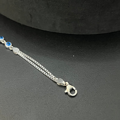 Silver Ladies Infinity Bracelet 2 Heartz