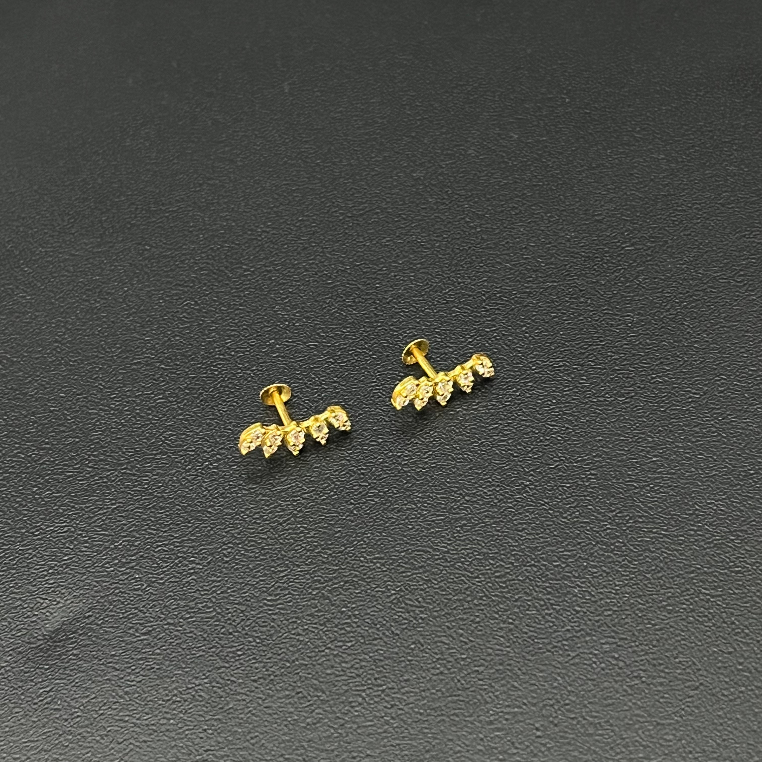 Gold Second stud C Type Leaf